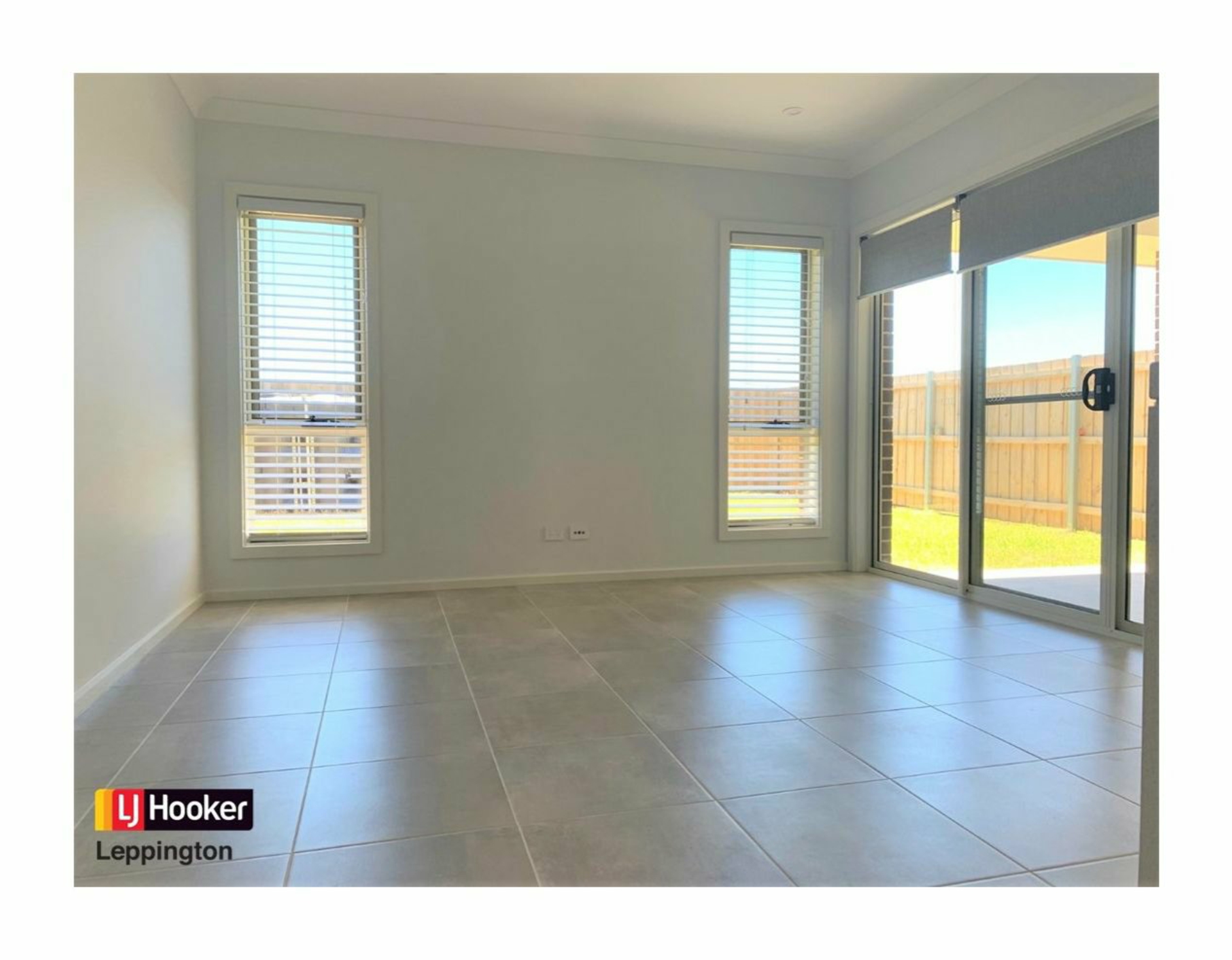 48 Air League Avenue, LEPPINGTON