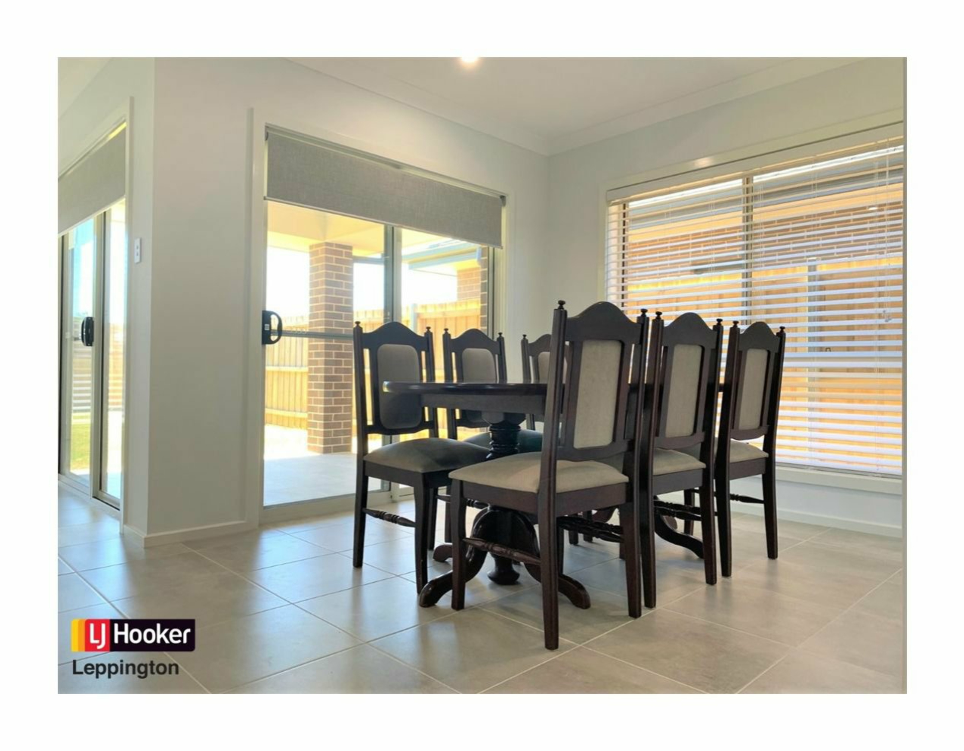 48 Air League Avenue, LEPPINGTON