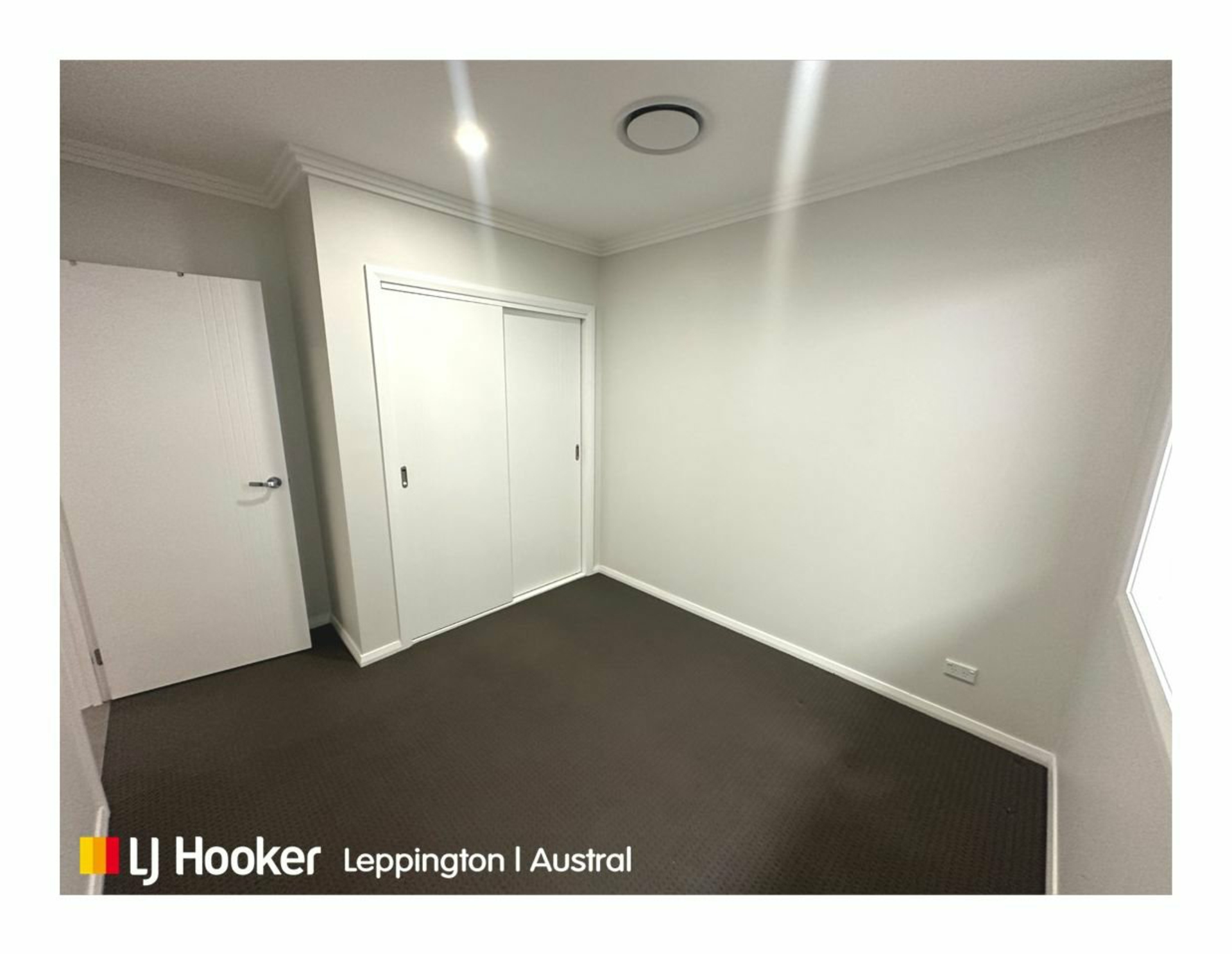 126 Emerald Hills Blvd, LEPPINGTON