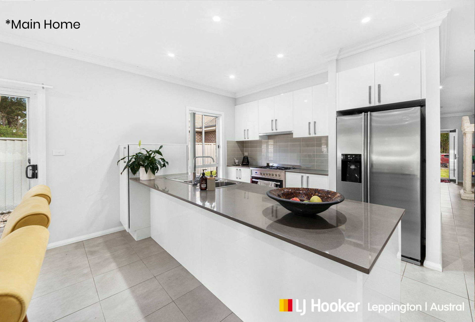 142 Fox Valley Road, DENHAM COURT
