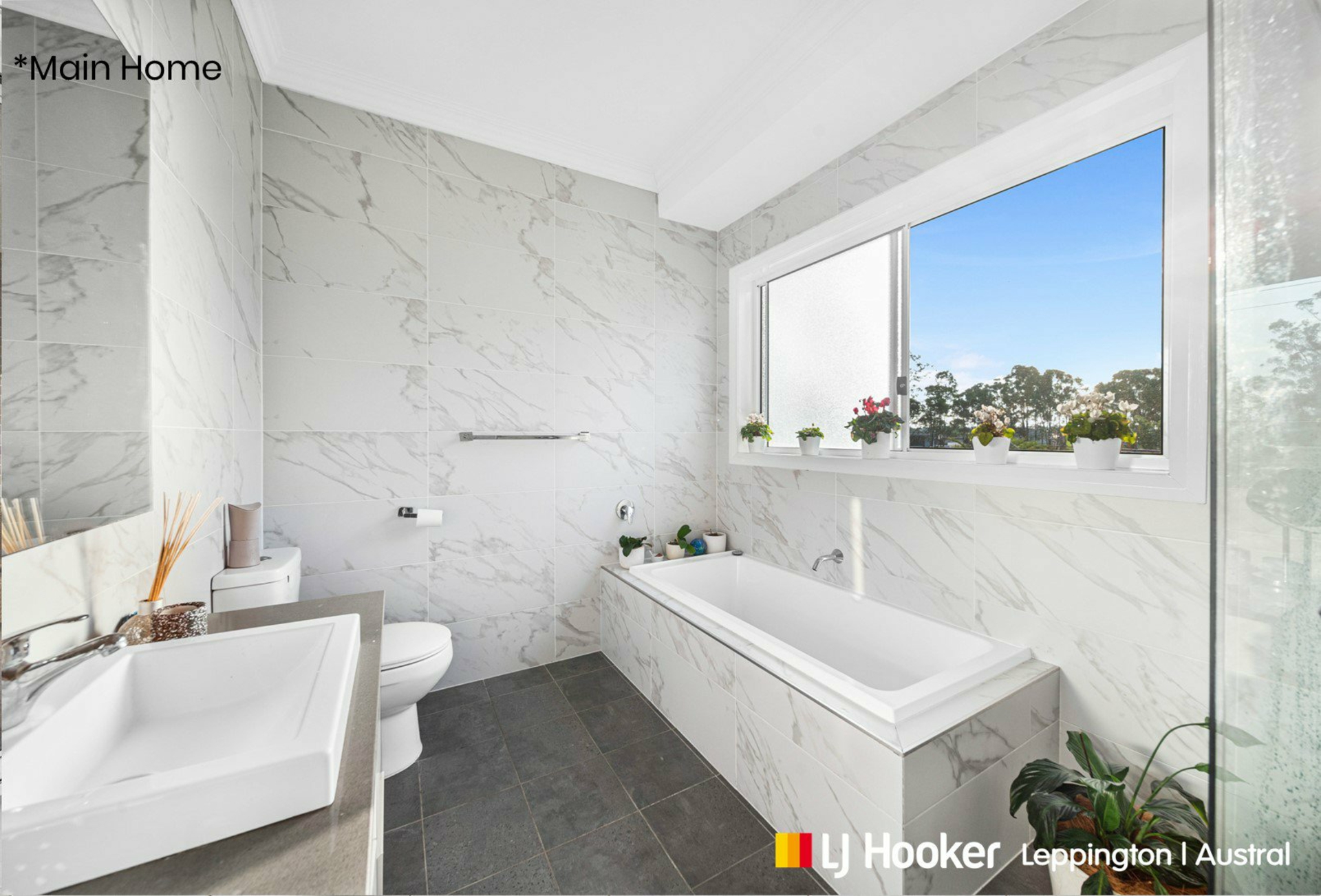 142 Fox Valley Road, DENHAM COURT