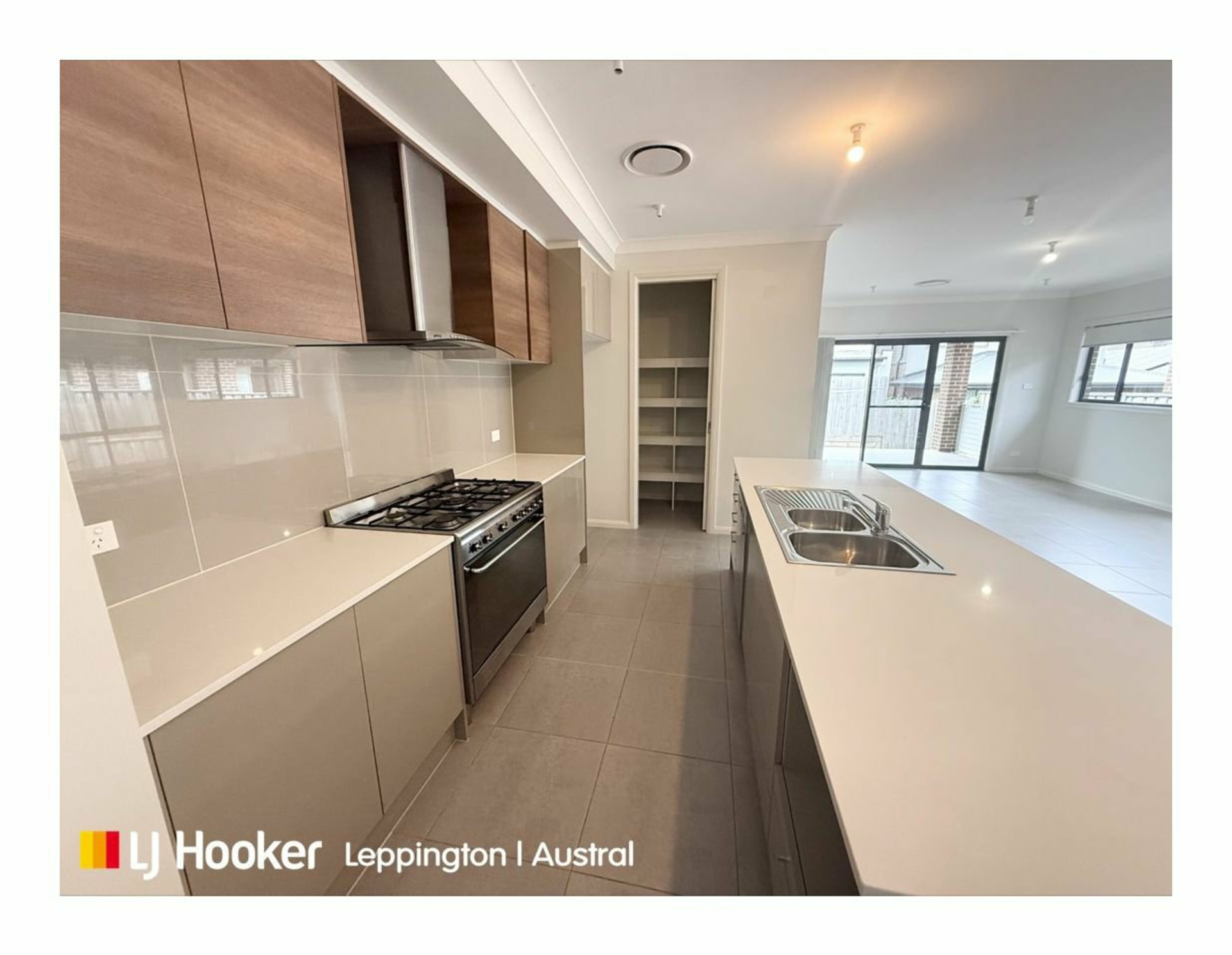 39 Crystal Palace Way, LEPPINGTON