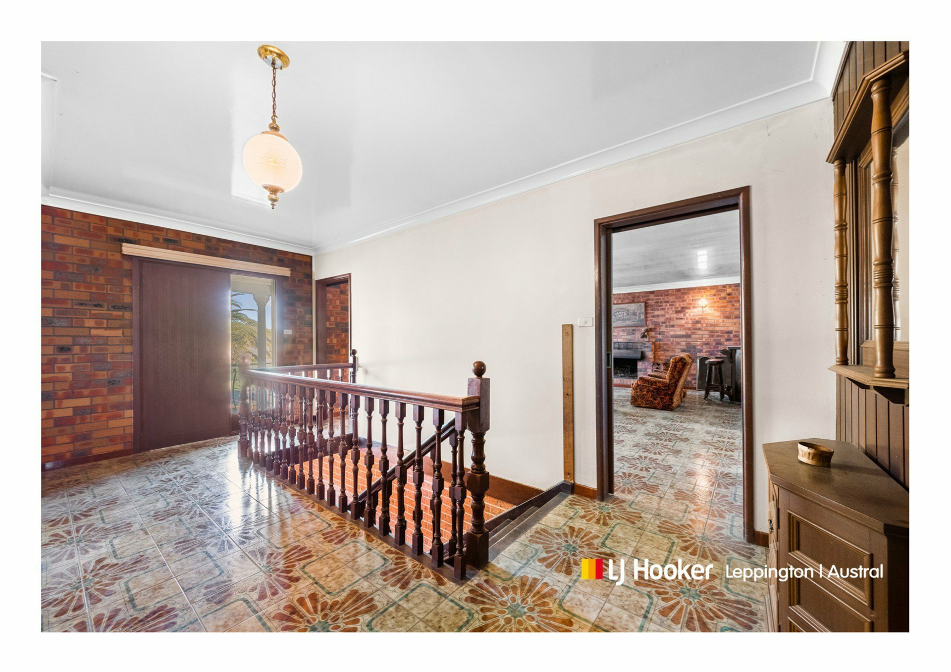 14-20 Greenway Place — photo 11 of 19