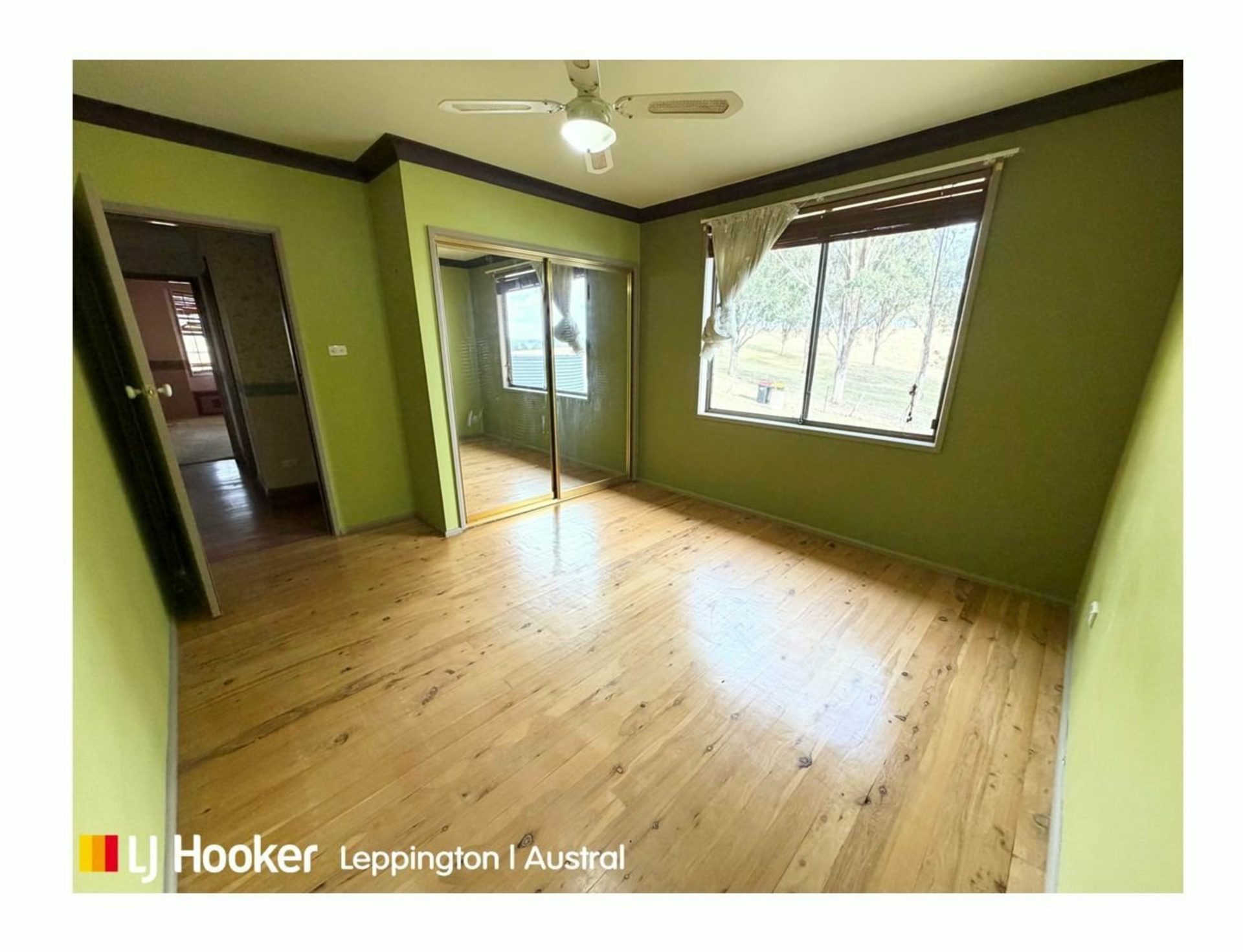 365 Greendale Road — photo 3 of 23