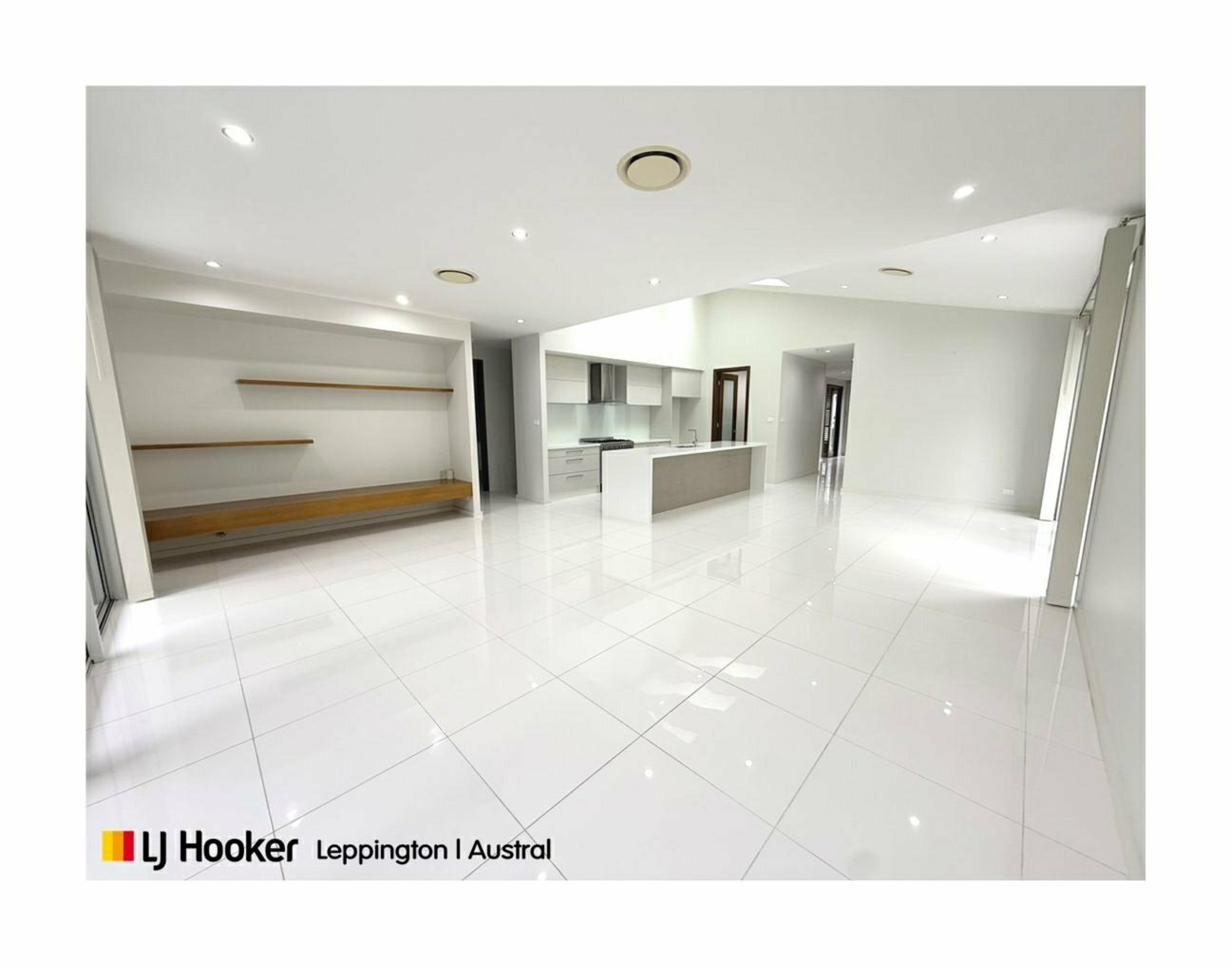 12 Joey Crescent — photo 3 of 14