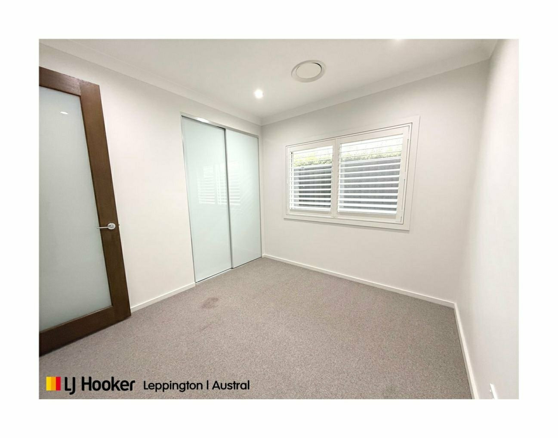 12 Joey Crescent — photo 9 of 14