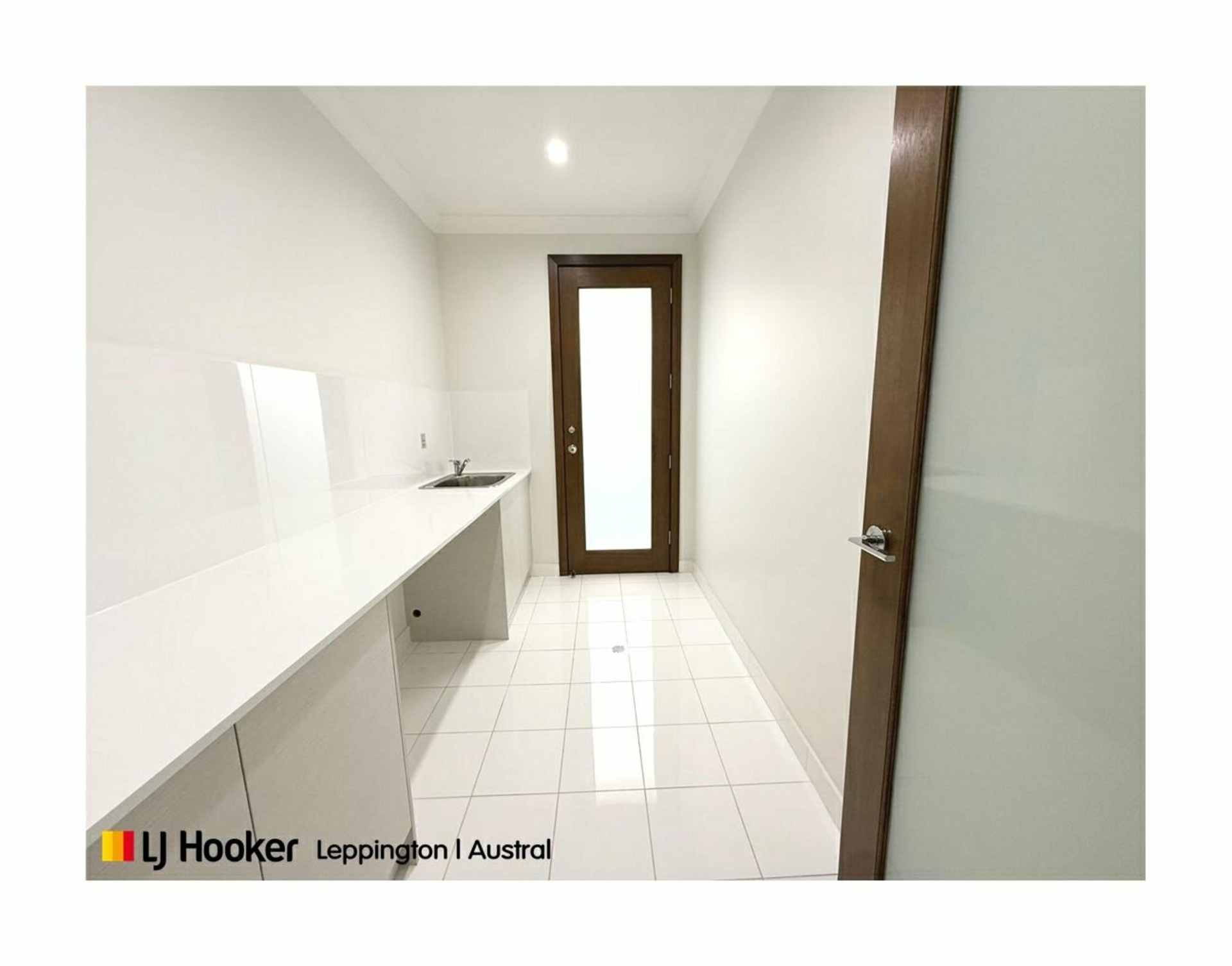 12 Joey Crescent — photo 11 of 14