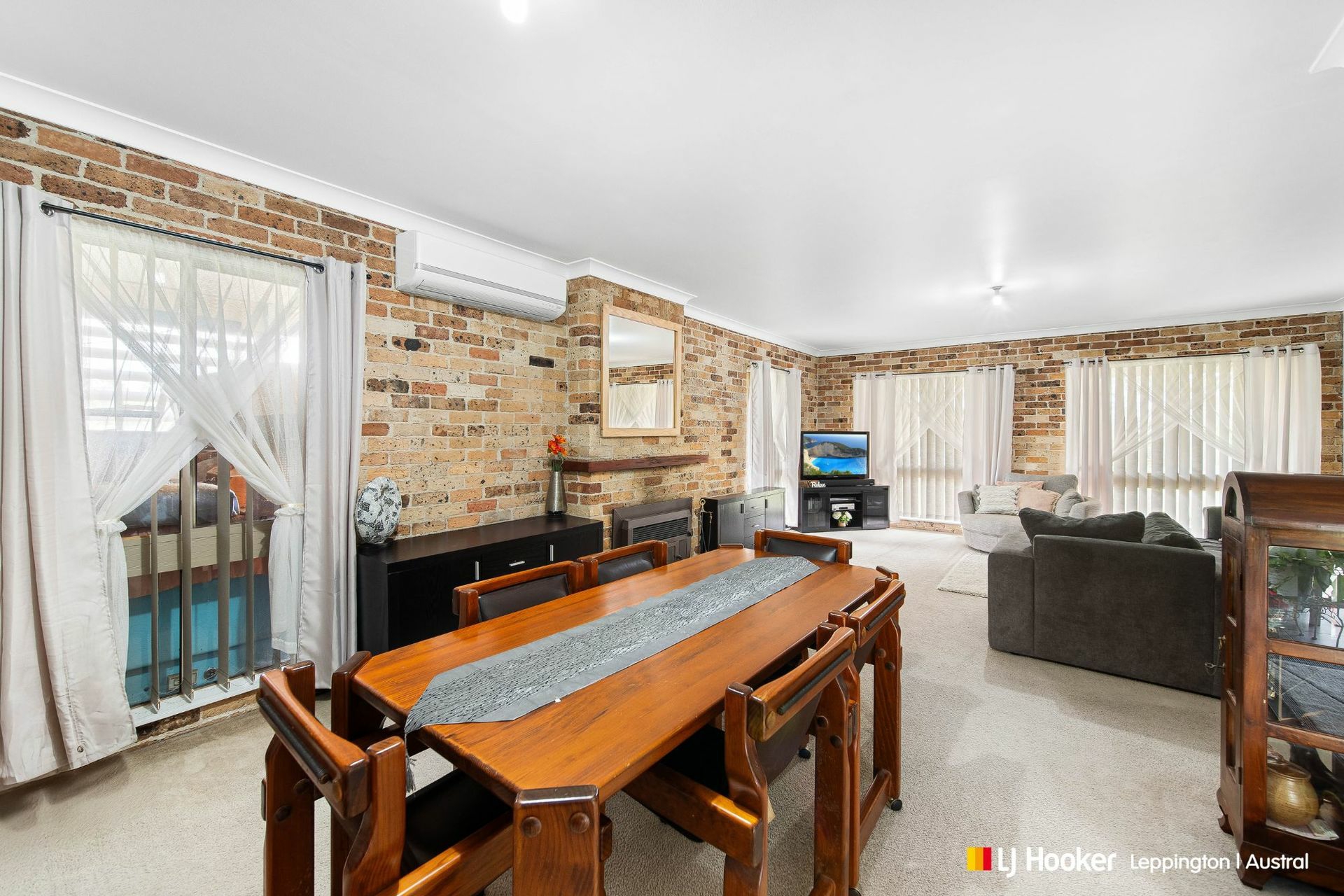 49 Deepfields Road — photo 10 of 15