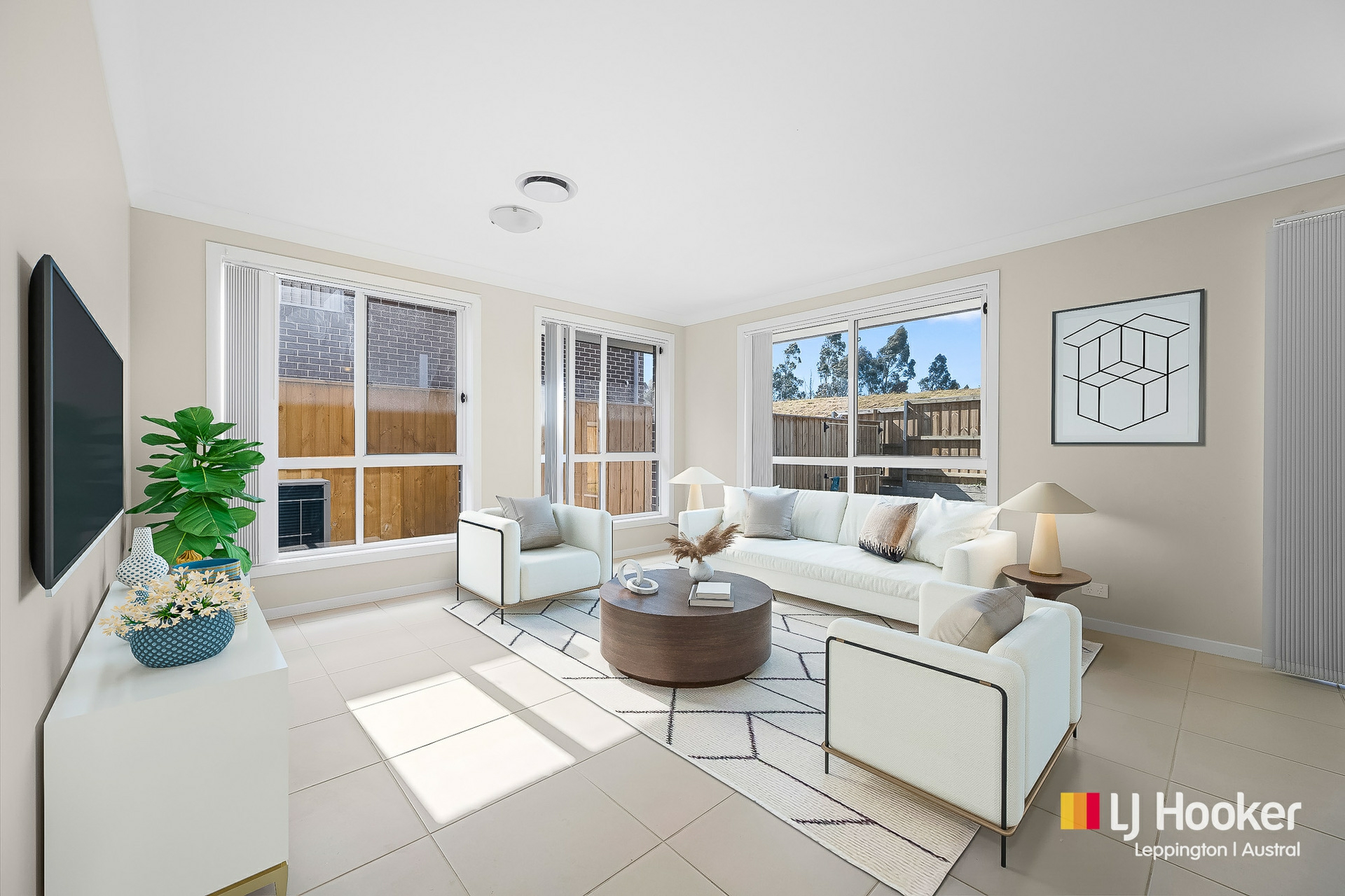 83 Ingleburn Gardens Drive — photo 2 of 13