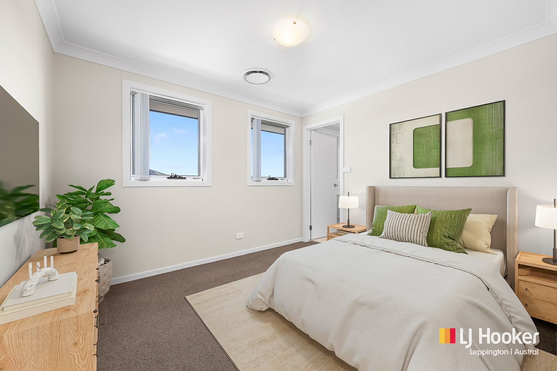 83 Ingleburn Gardens Drive — photo 5 of 13