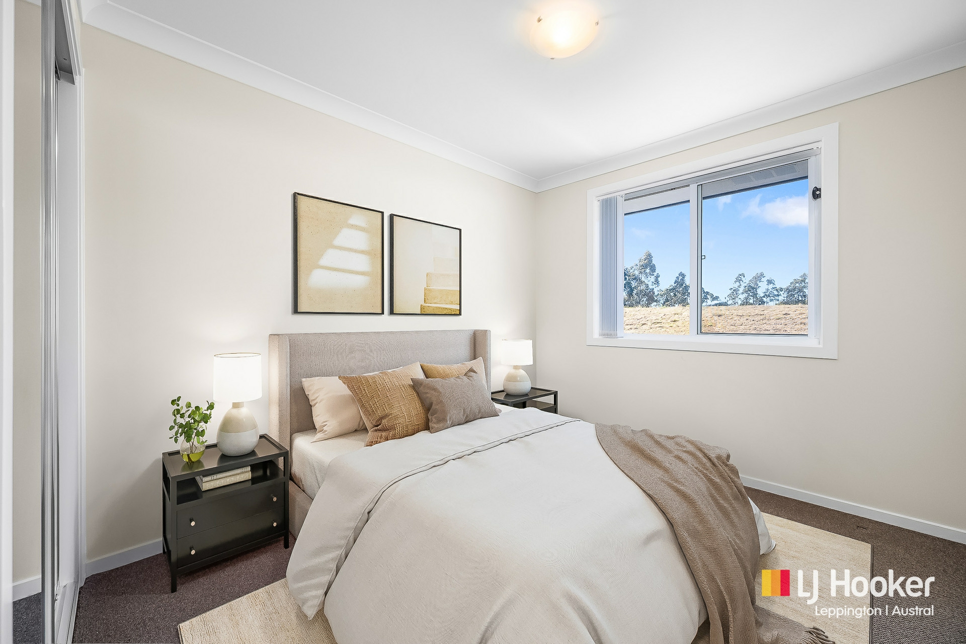 83 Ingleburn Gardens Drive — photo 7 of 13