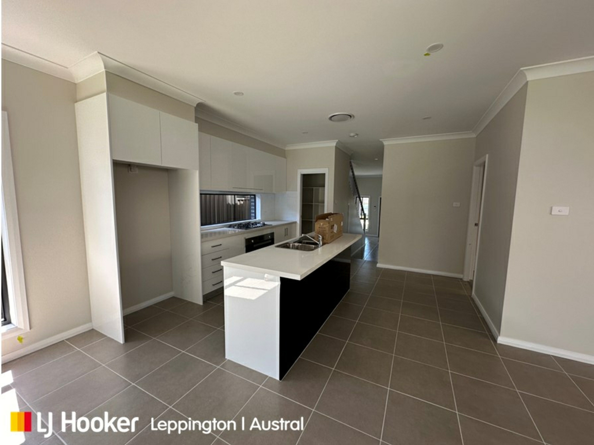 9 White Aspen Street — photo 6 of 10