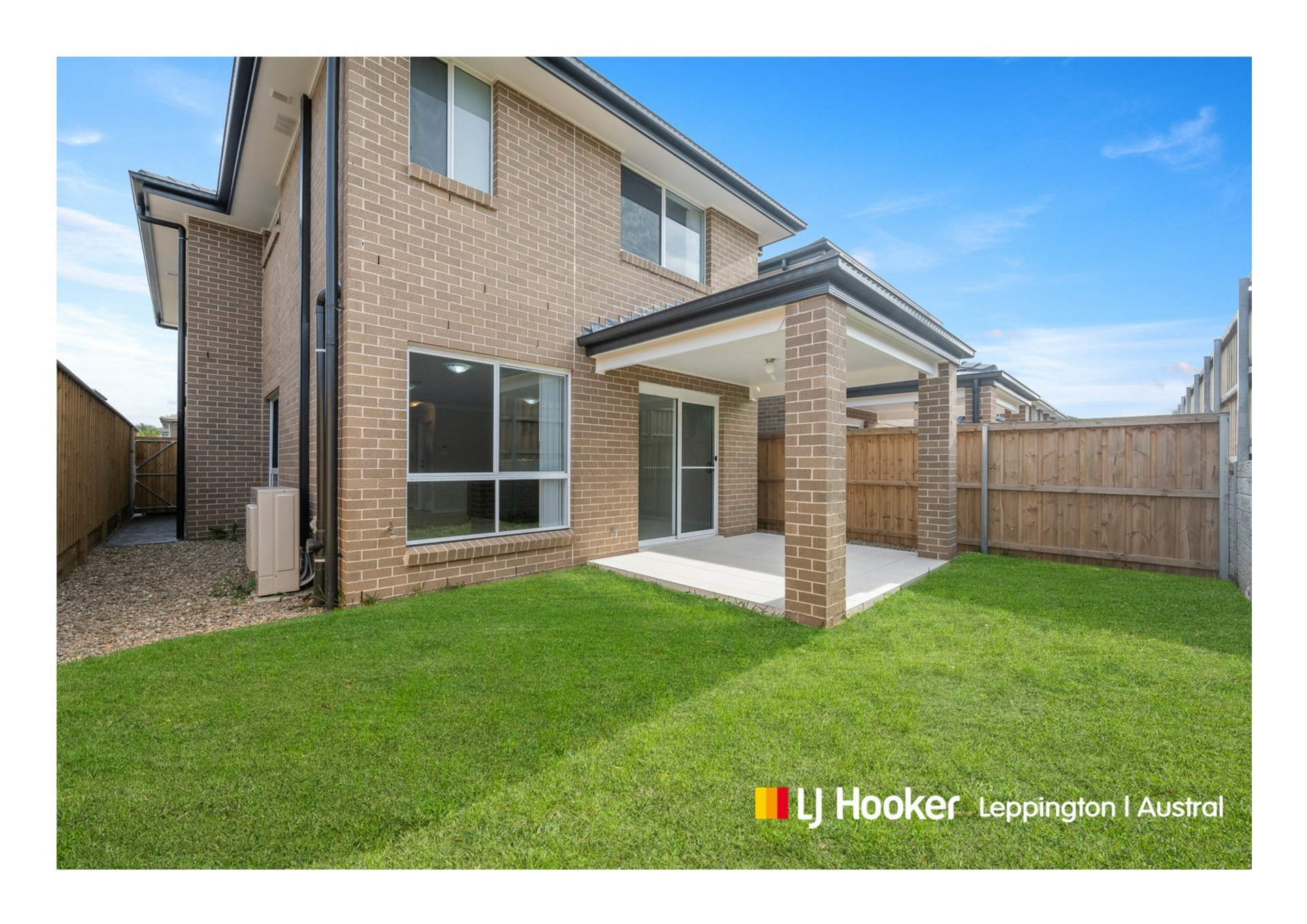 67 Ingleburn Gardens Drive — photo 9 of 10