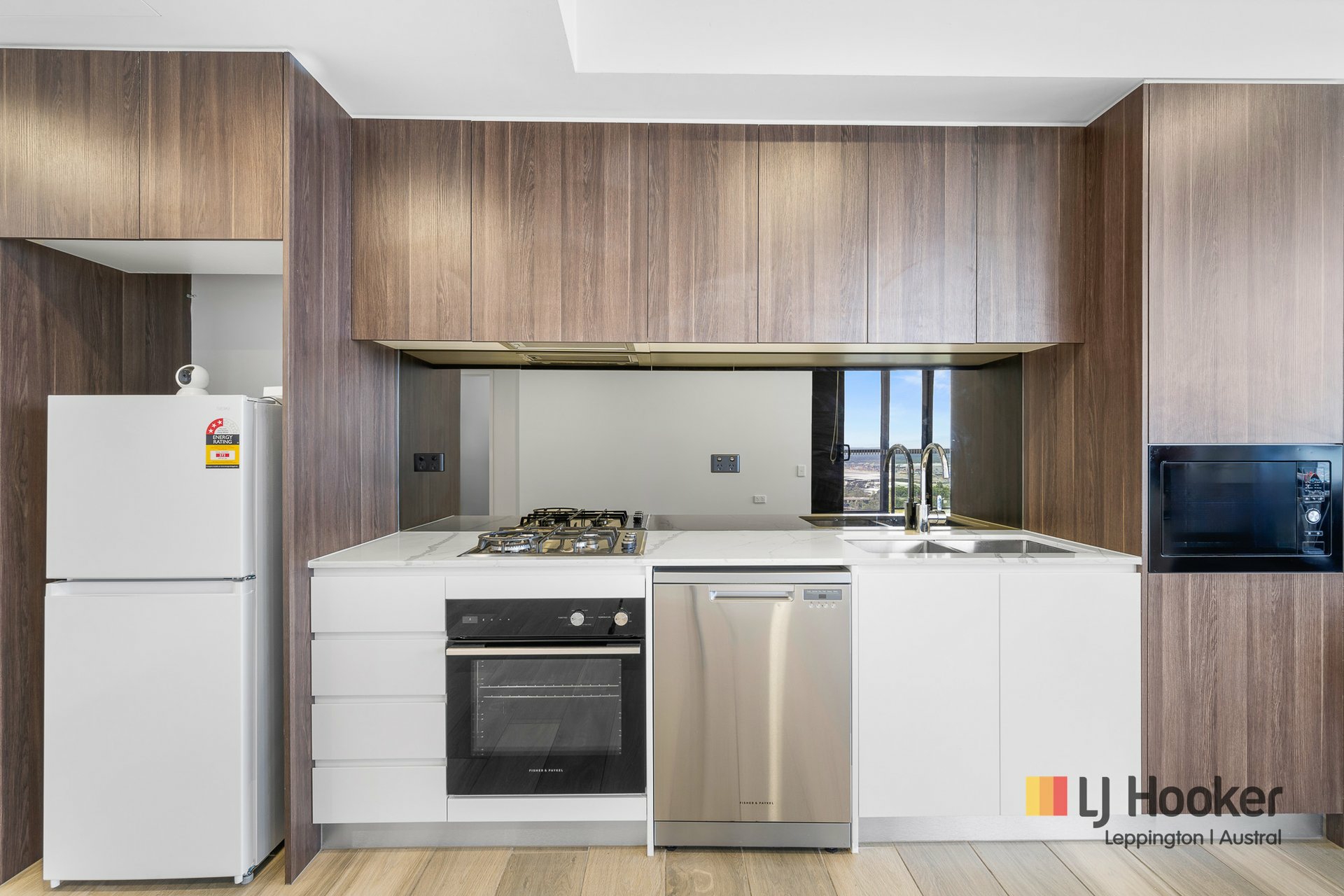 2902/311 Hume Highway — photo 5 of 10