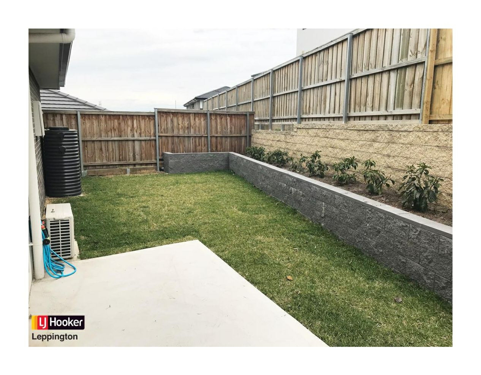 1 Hennings Way — photo 3 of 5