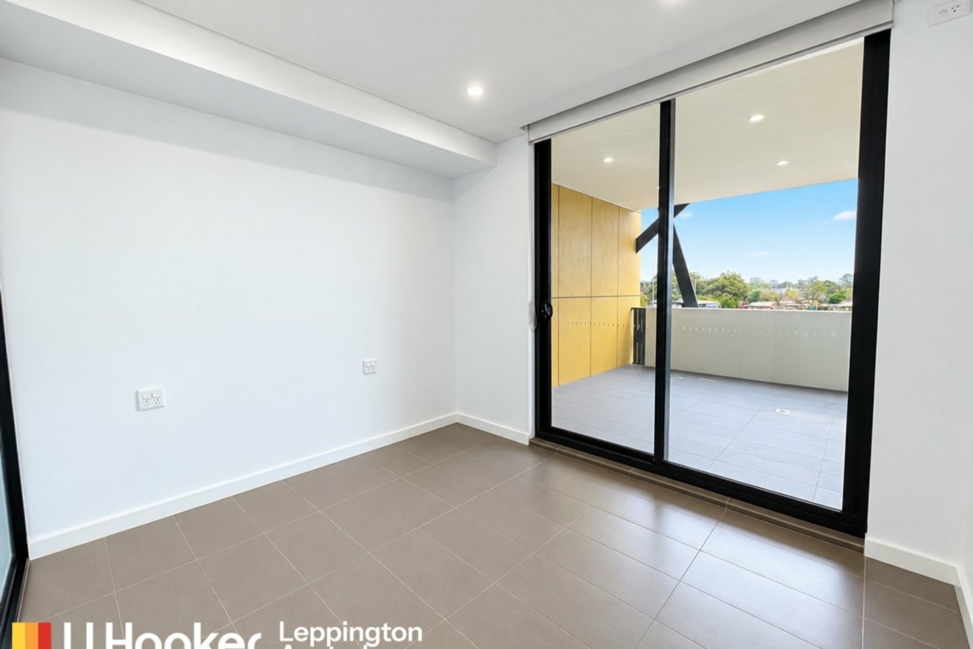 311/30-36 Warby Street — photo 3 of 8