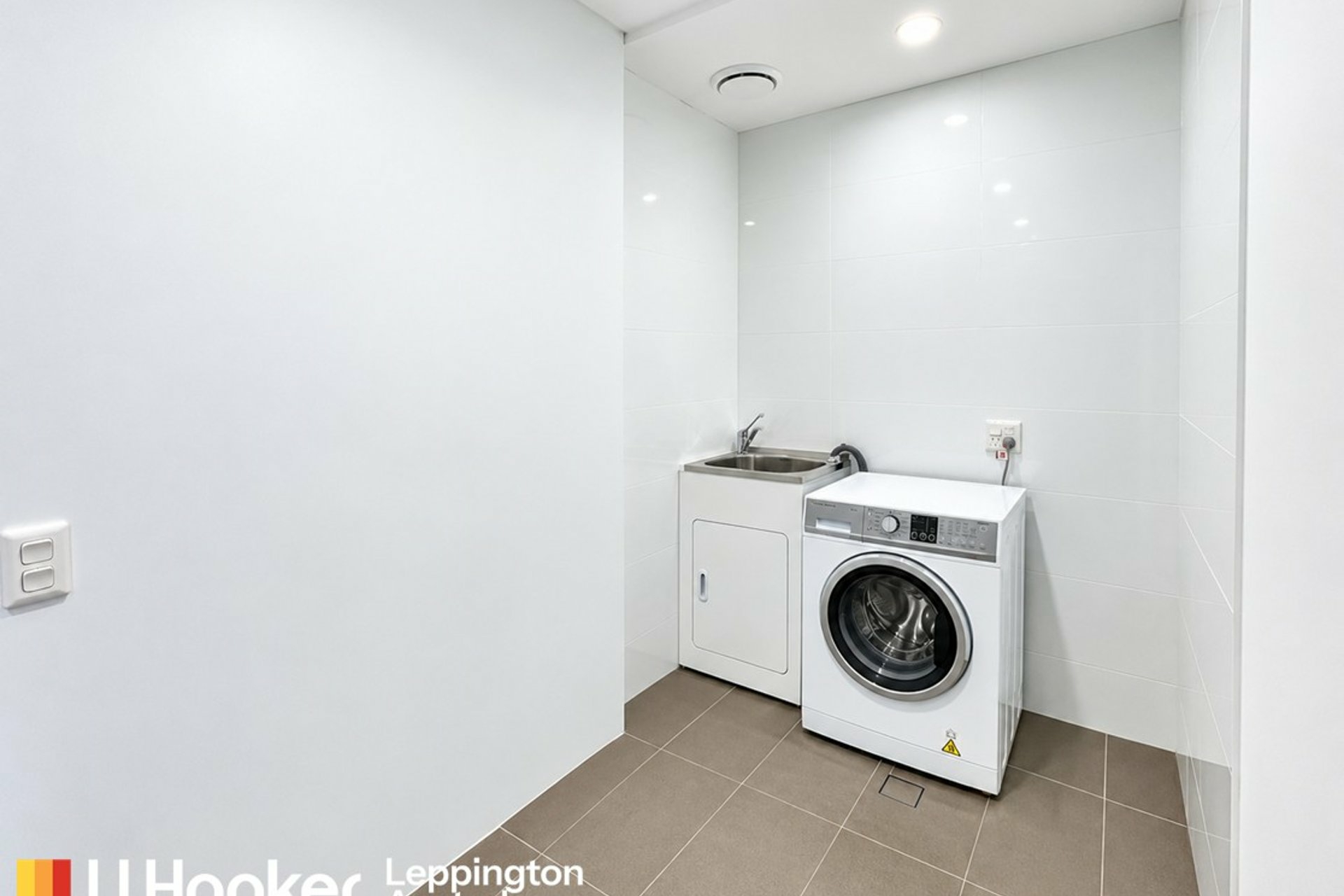 311/30-36 Warby Street — photo 7 of 8