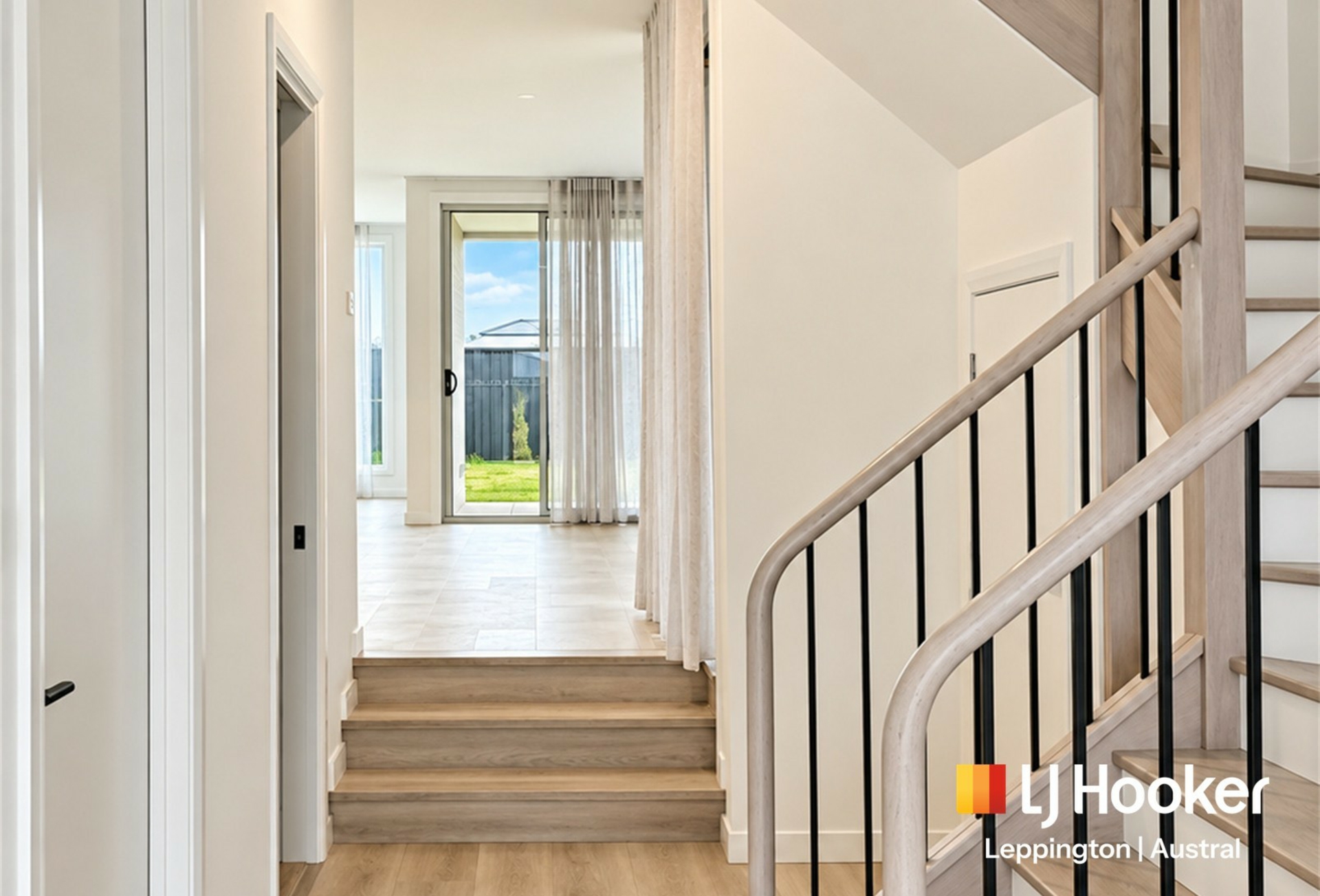 95 Hirsch Street — photo 2 of 4