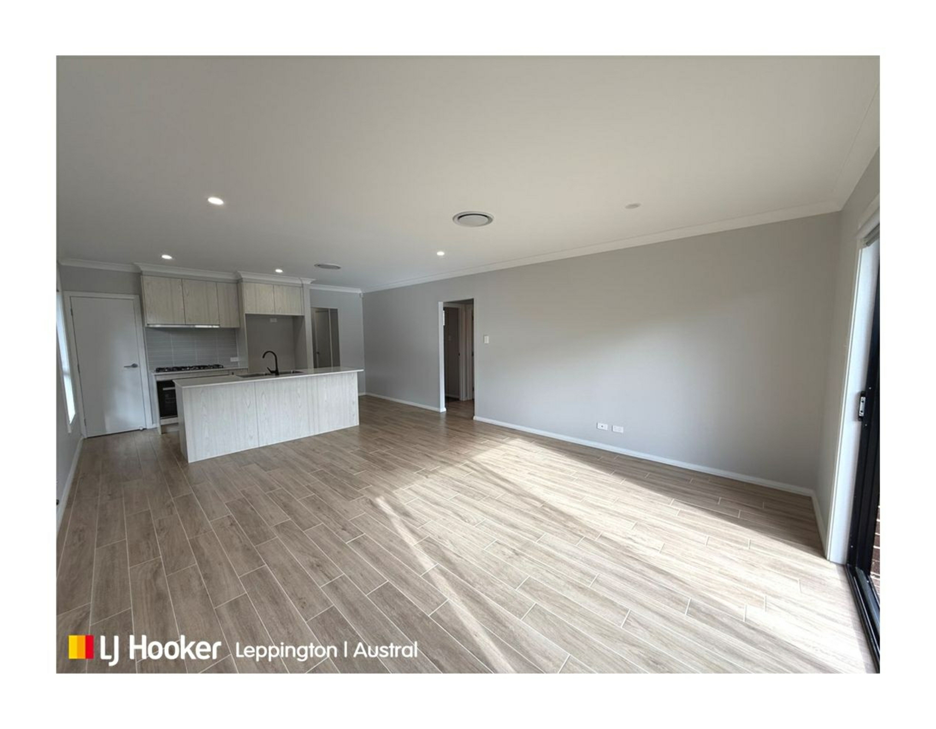 153 Kelly Street — photo 2 of 12