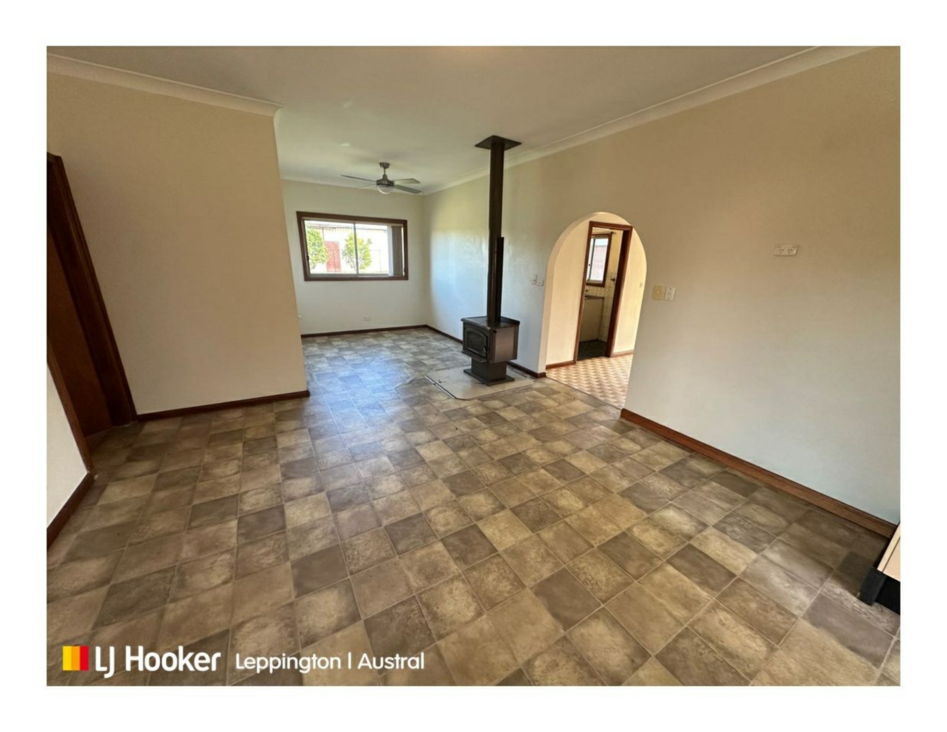 660A Devonshire Road — photo 11 of 13