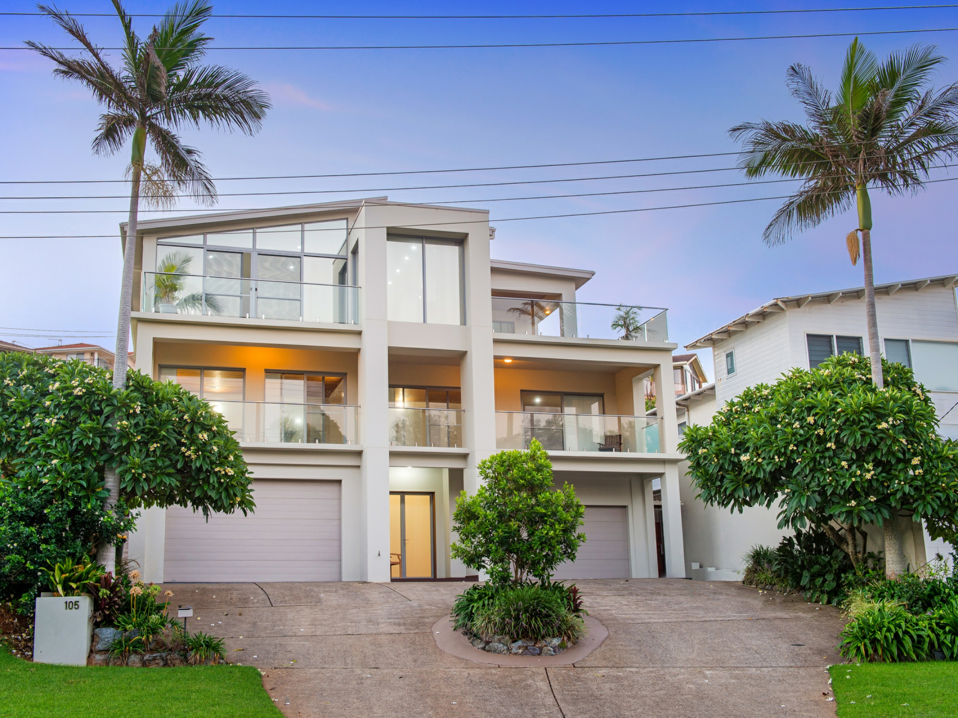 105 Matthew Flinders Drive Port Macquarie NSW House for Sale LJ Hooker