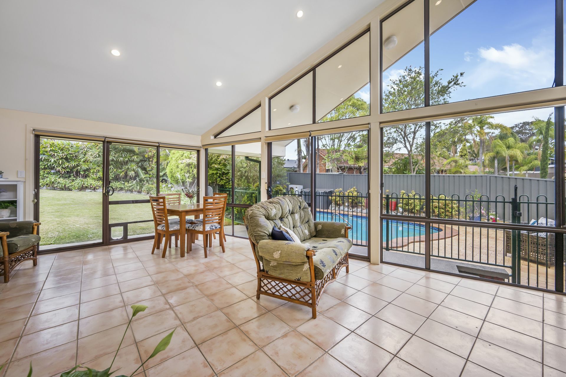 217 Matthew Flinders Drive Port Macquarie NSW Property Details LJ