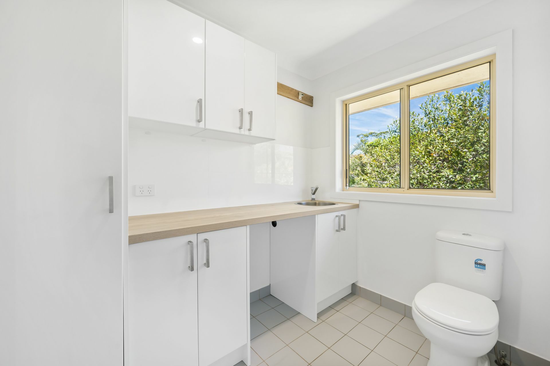 2/11 Mcintyre Close Port Macquarie NSW Villa for Sale LJ Hooker