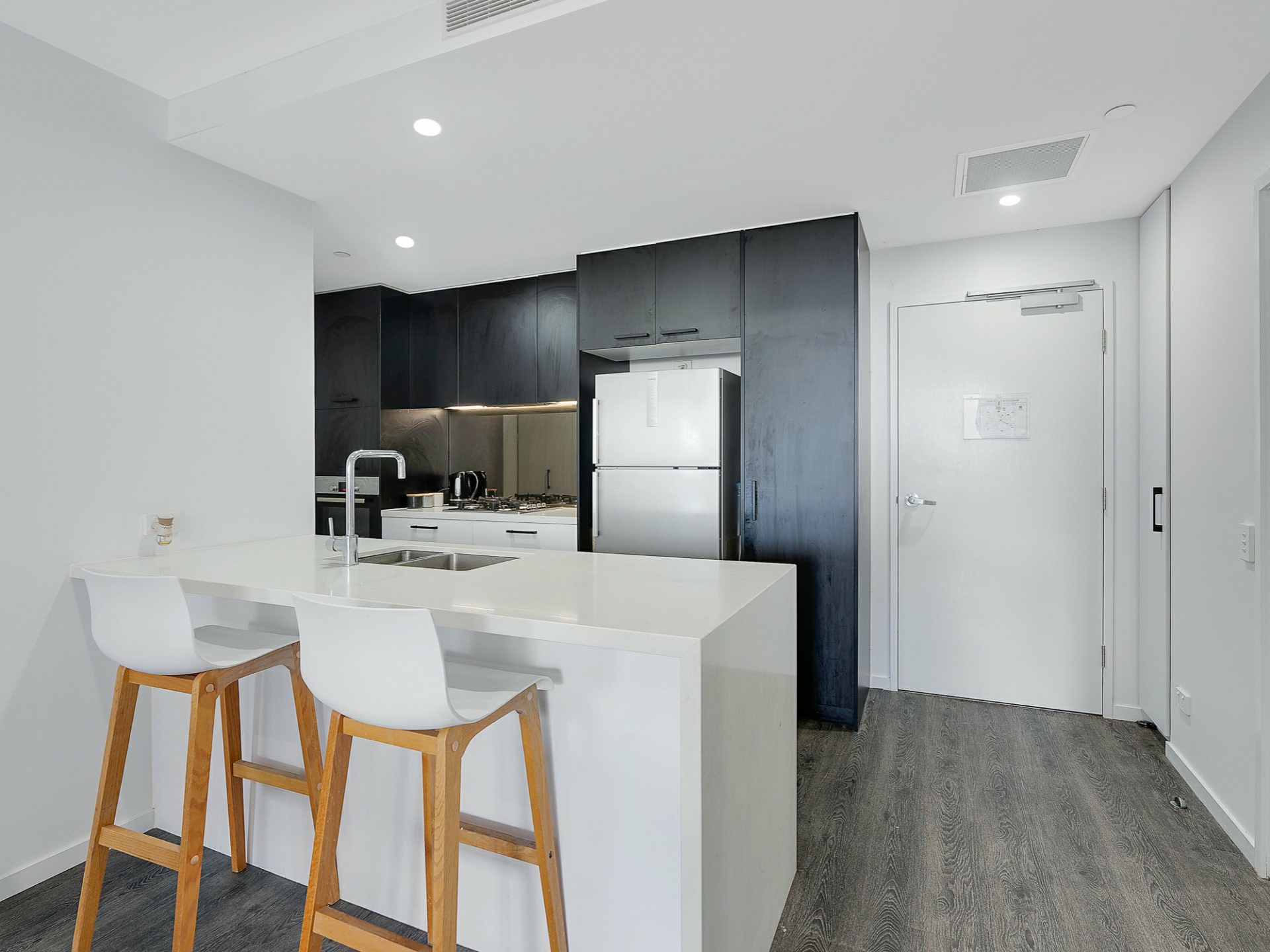 506/28 Wolseley Street, WOOLLOONGABBA
