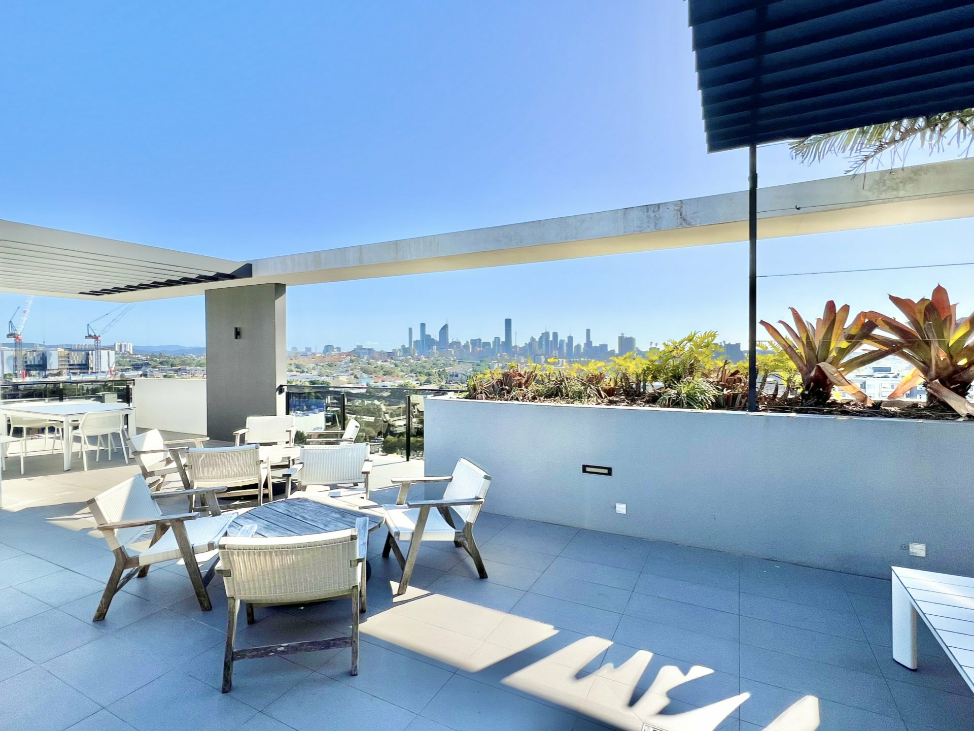 506/28 Wolseley Street, WOOLLOONGABBA