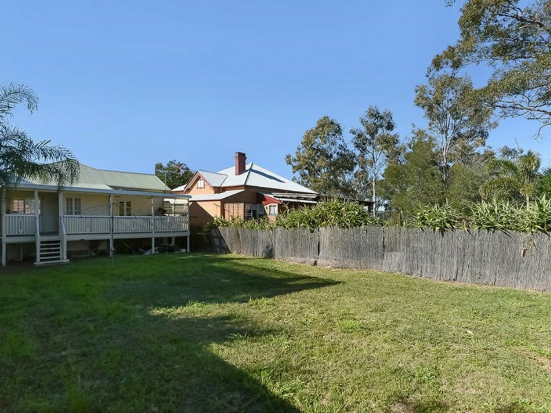 25 Faversham Street, WOOLLOONGABBA