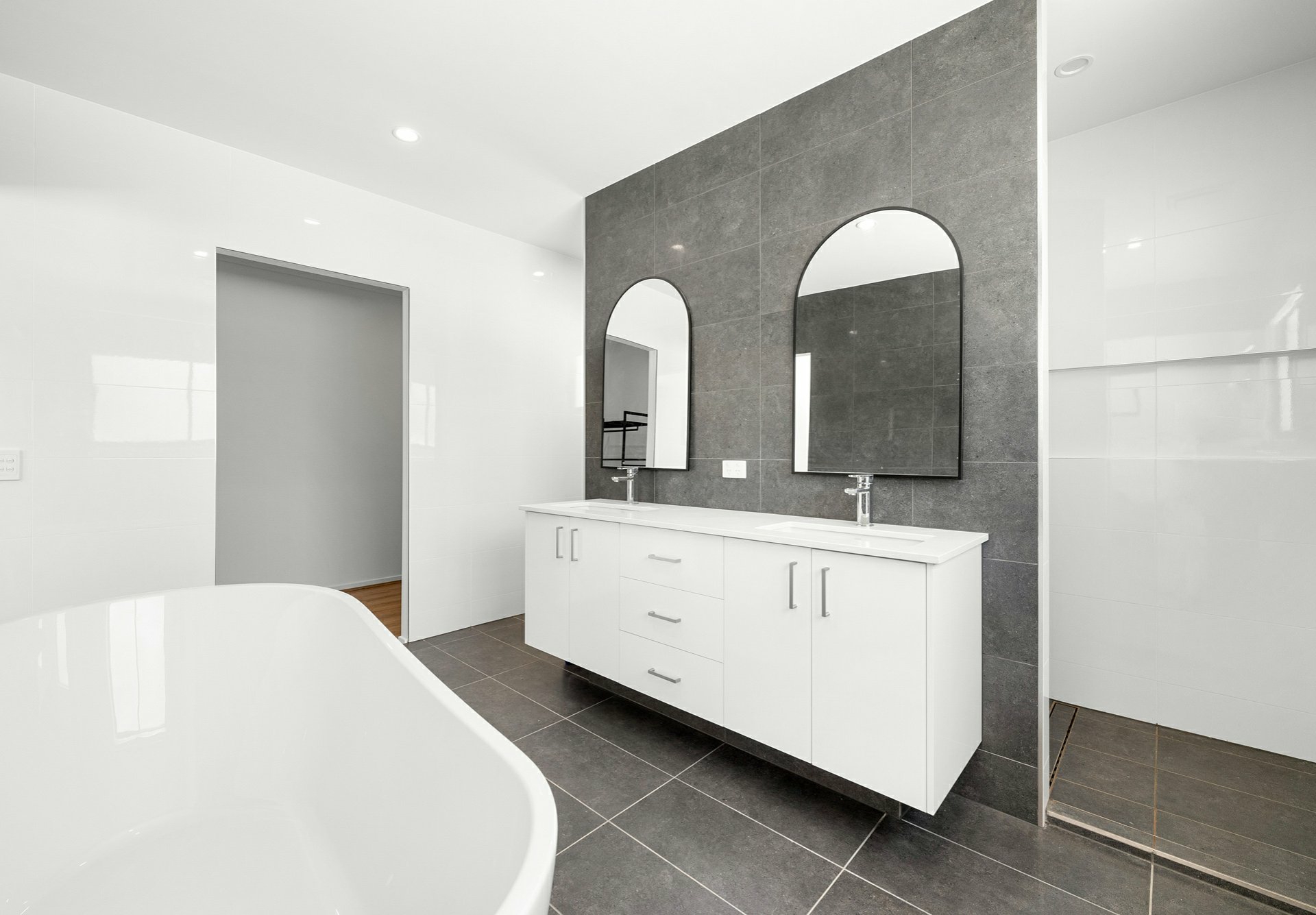 54 Dunrod Street, HOLLAND PARK WEST