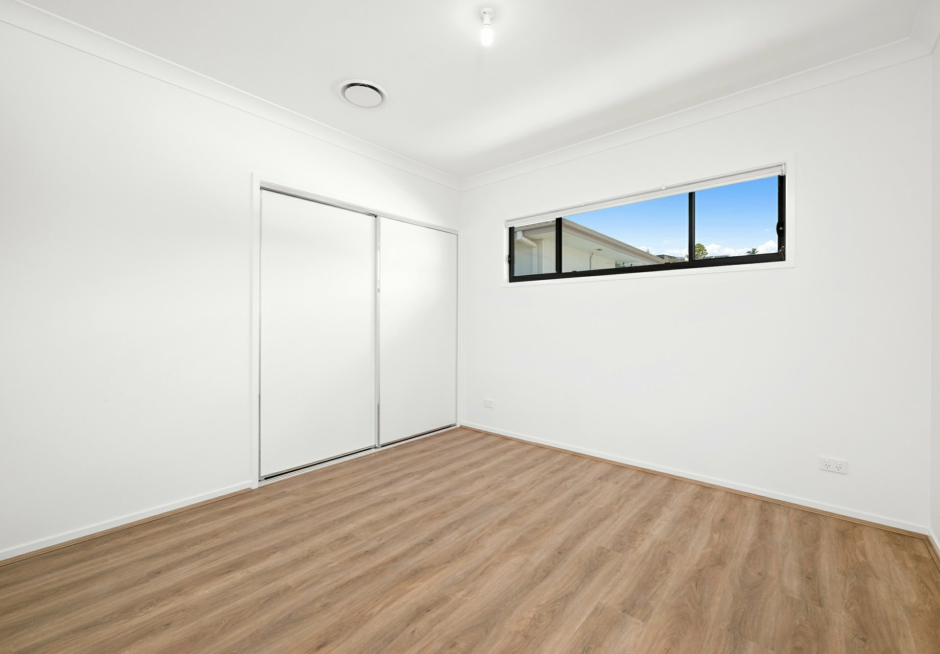 54 Dunrod Street, HOLLAND PARK WEST