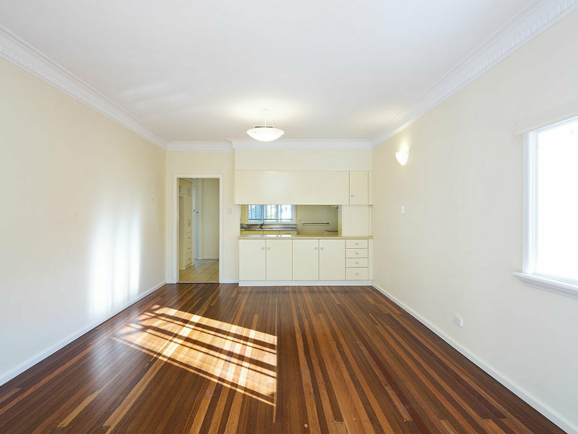 108 Brisbane Corso, FAIRFIELD