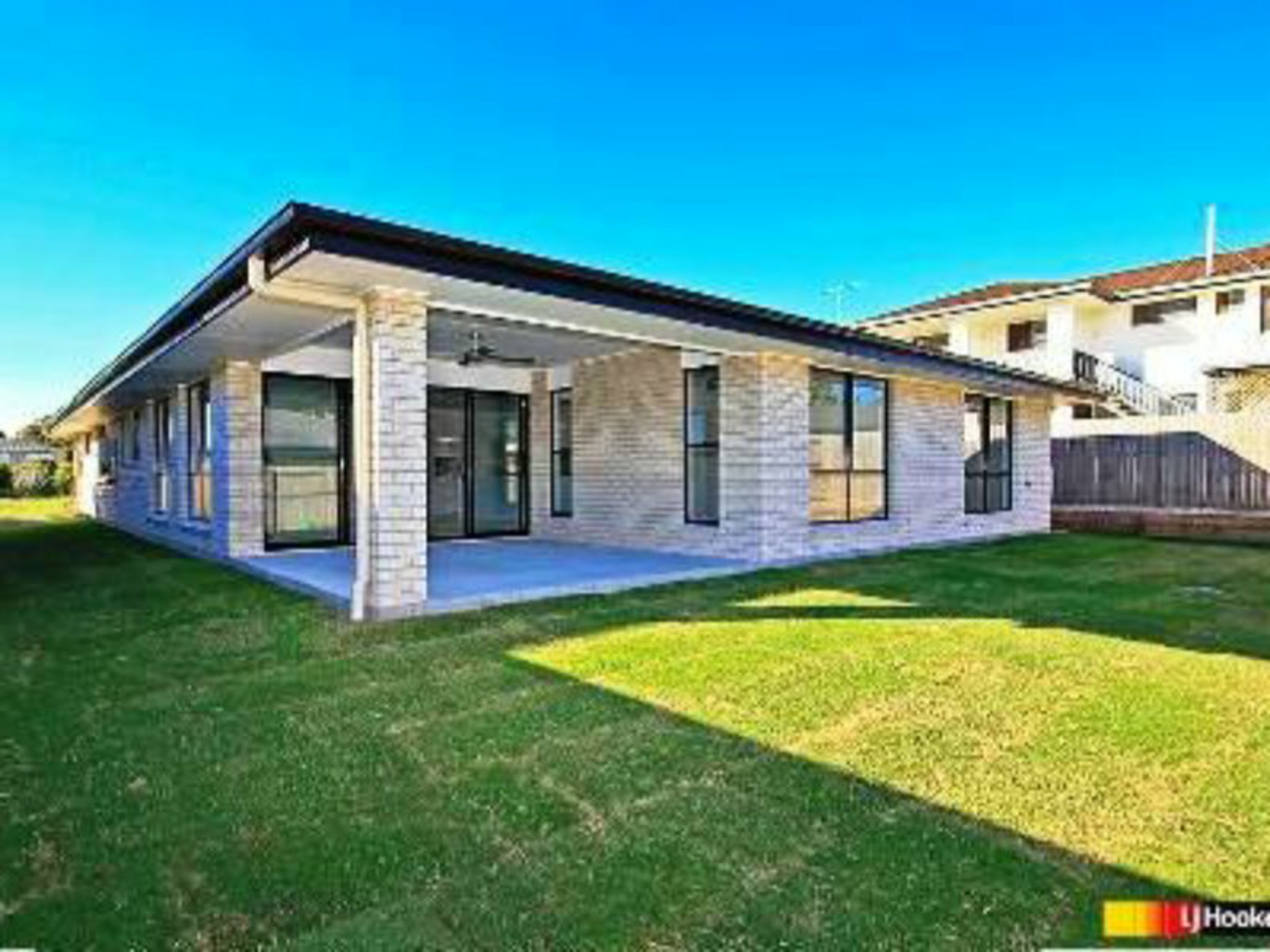 39 Parkgrove Street, BIRKDALE