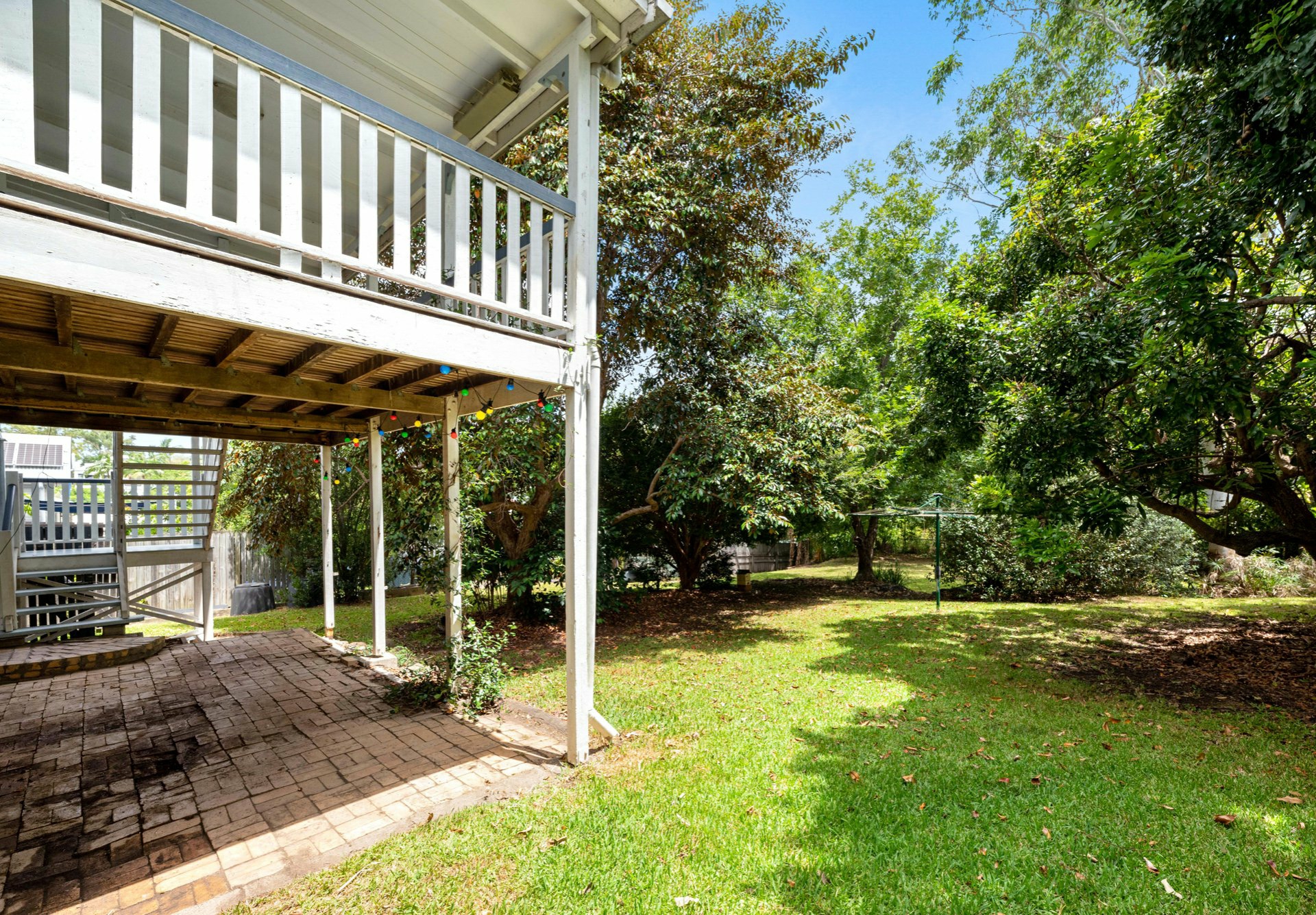 6 Edgar Street, WEST END