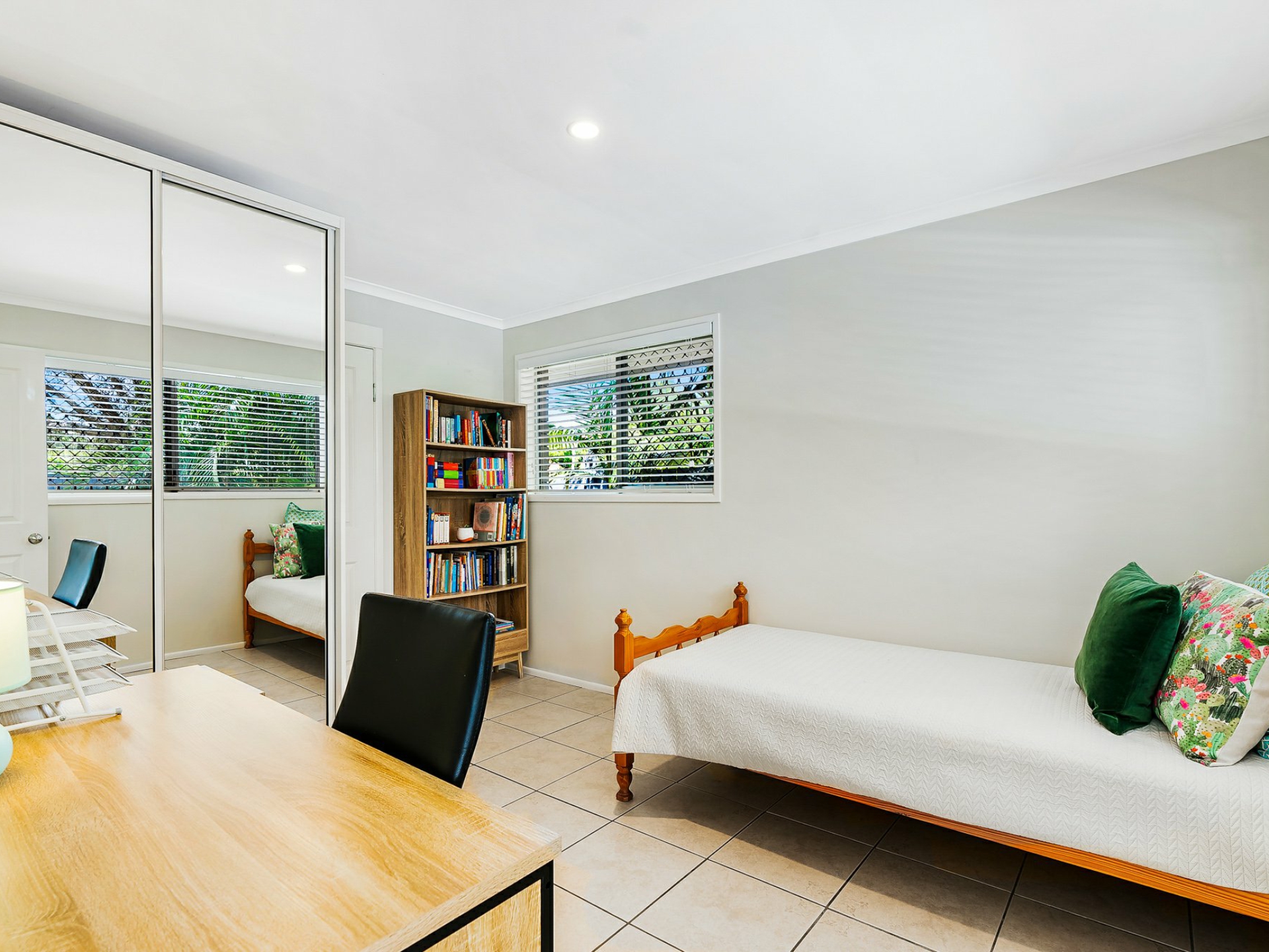 3 Hamel Road, HOLLAND PARK WEST