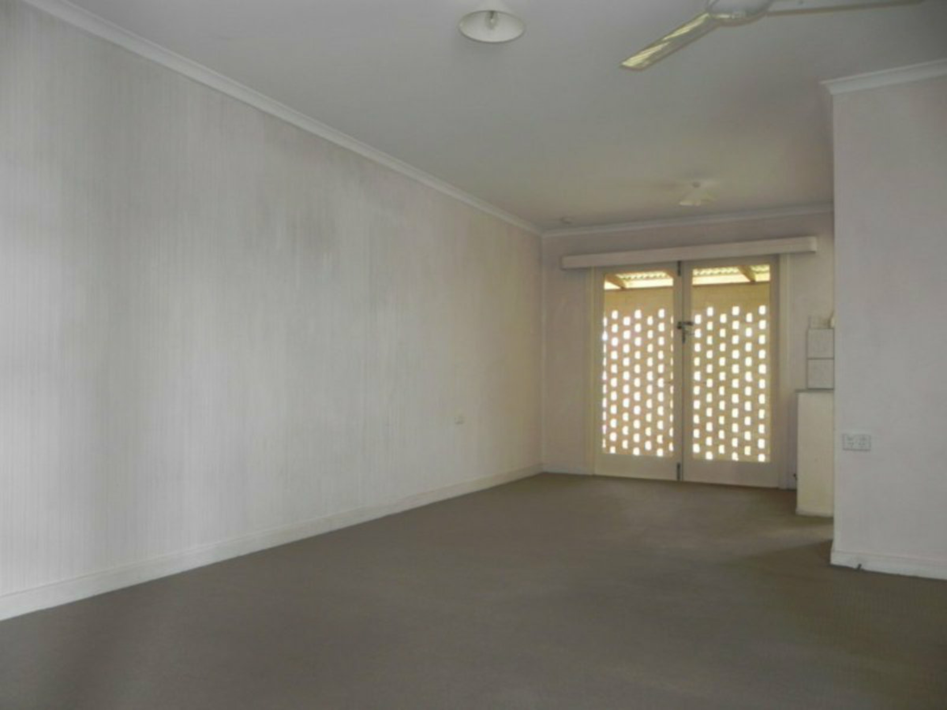 305 Orange Grove Road, SALISBURY
