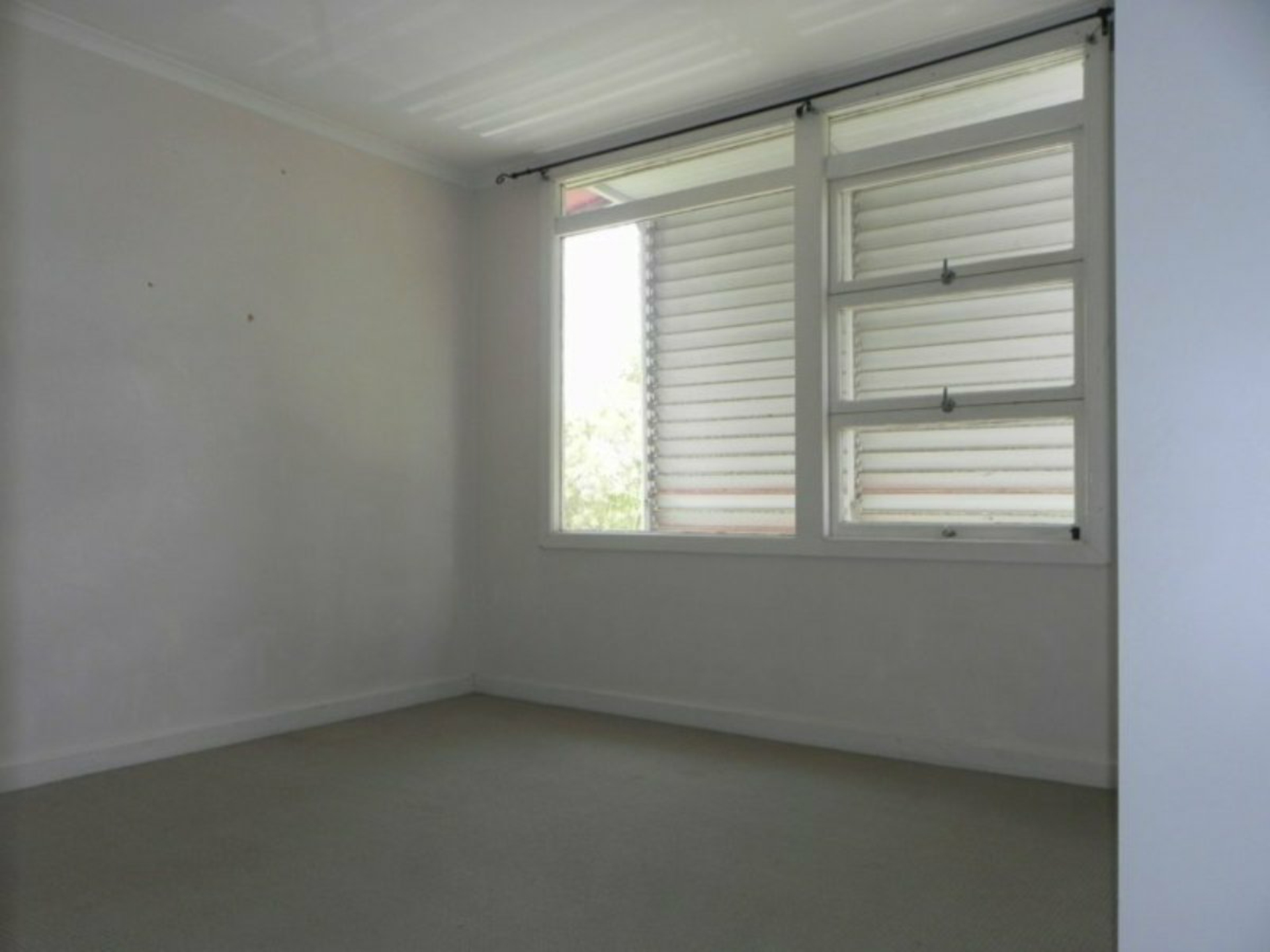 305 Orange Grove Road, SALISBURY