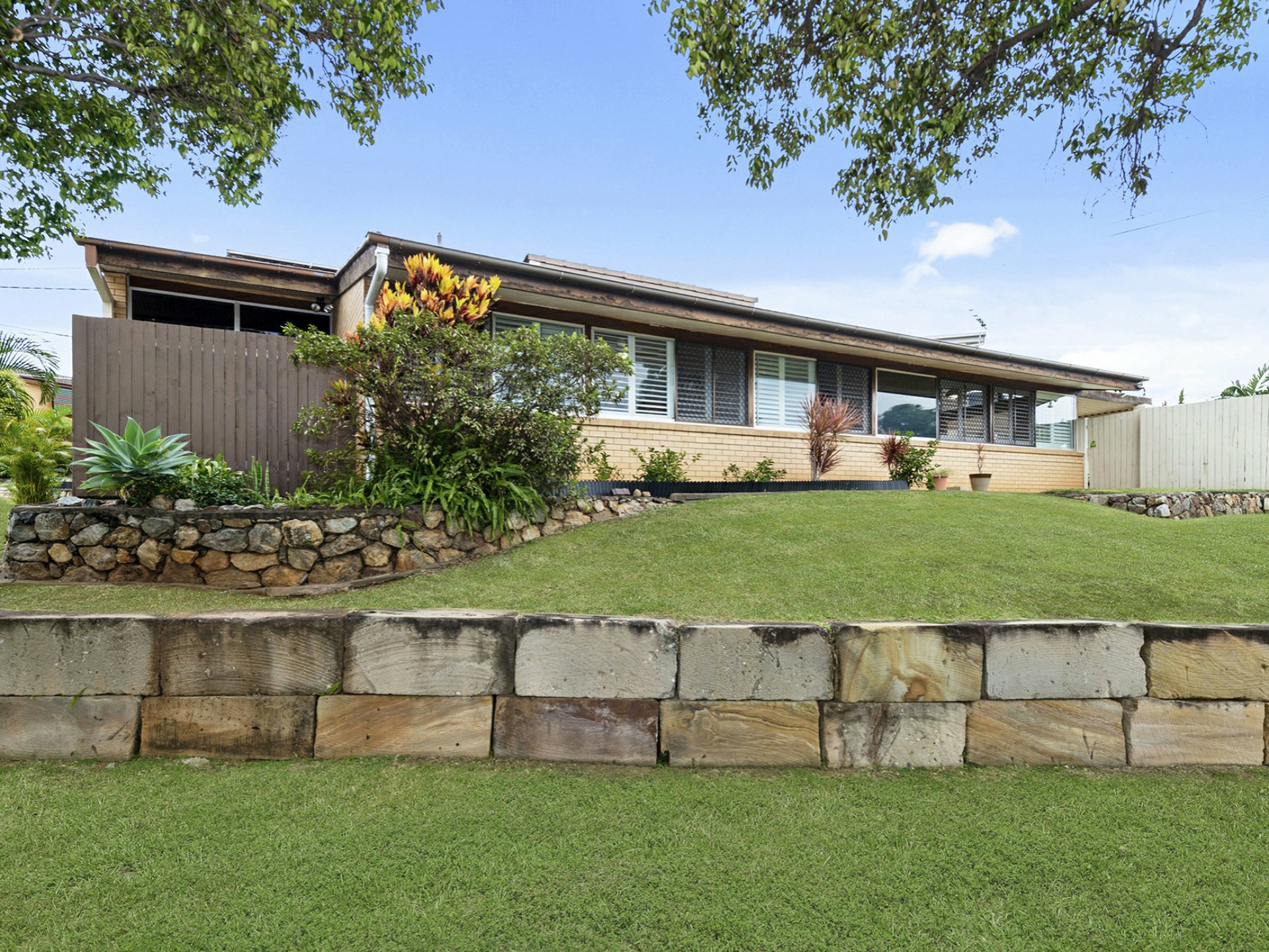 1 Truscott Street, MOOROOKA