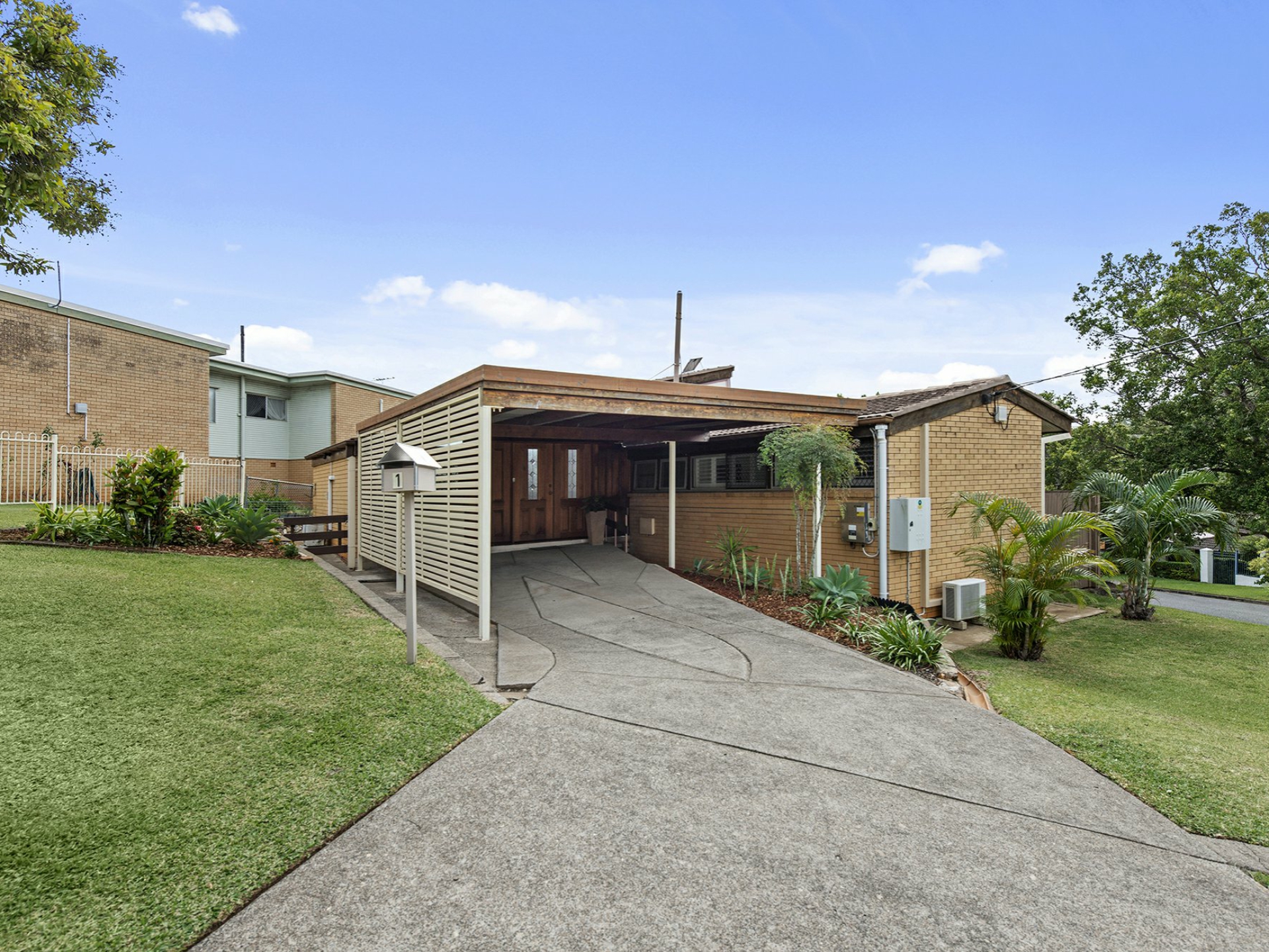1 Truscott Street, MOOROOKA