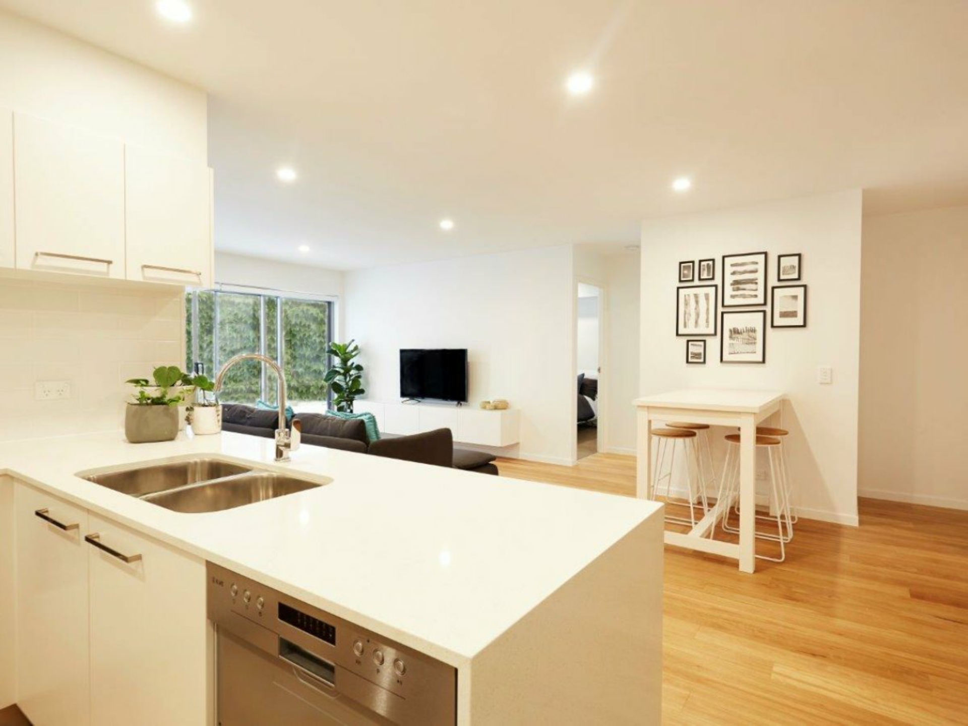 12/13 Fenton Street, FAIRFIELD