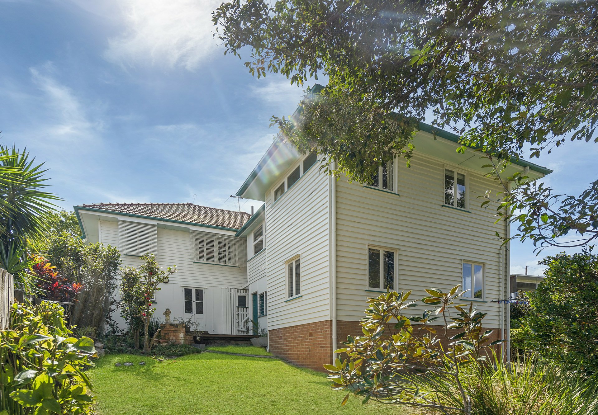 547 Cavendish Road, COORPAROO