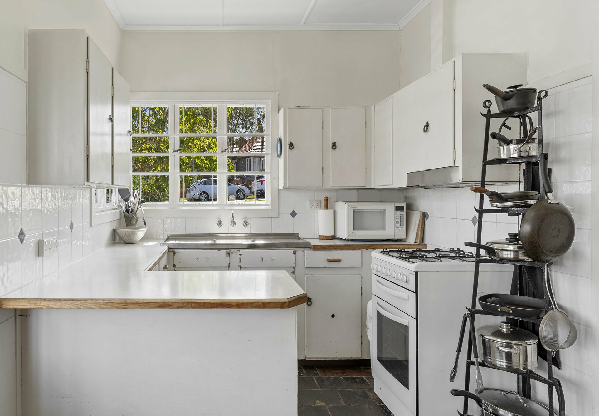 547 Cavendish Road, COORPAROO