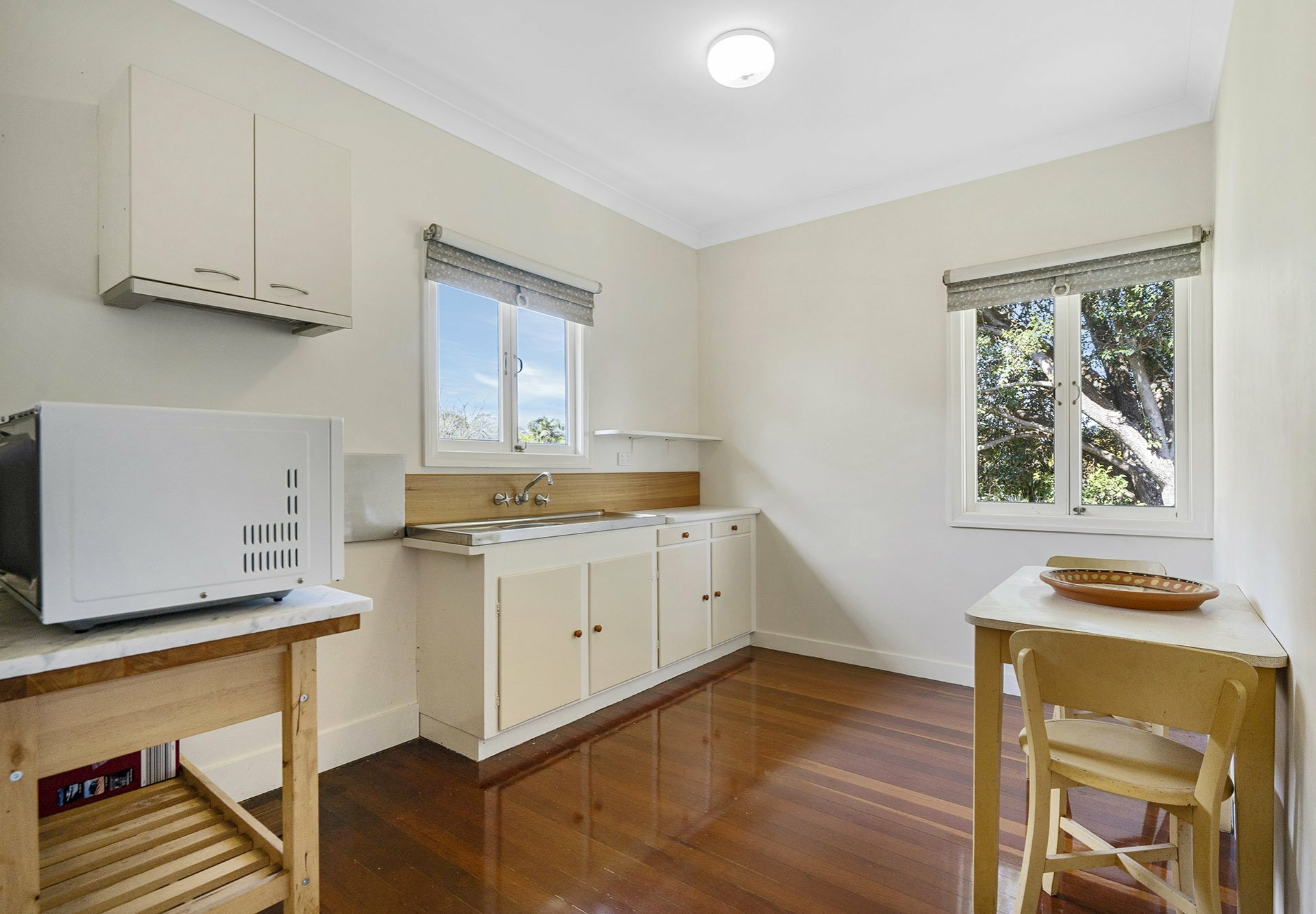 547 Cavendish Road, COORPAROO
