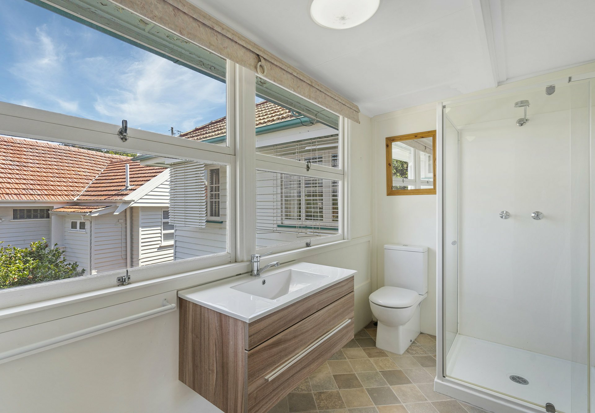 547 Cavendish Road, COORPAROO