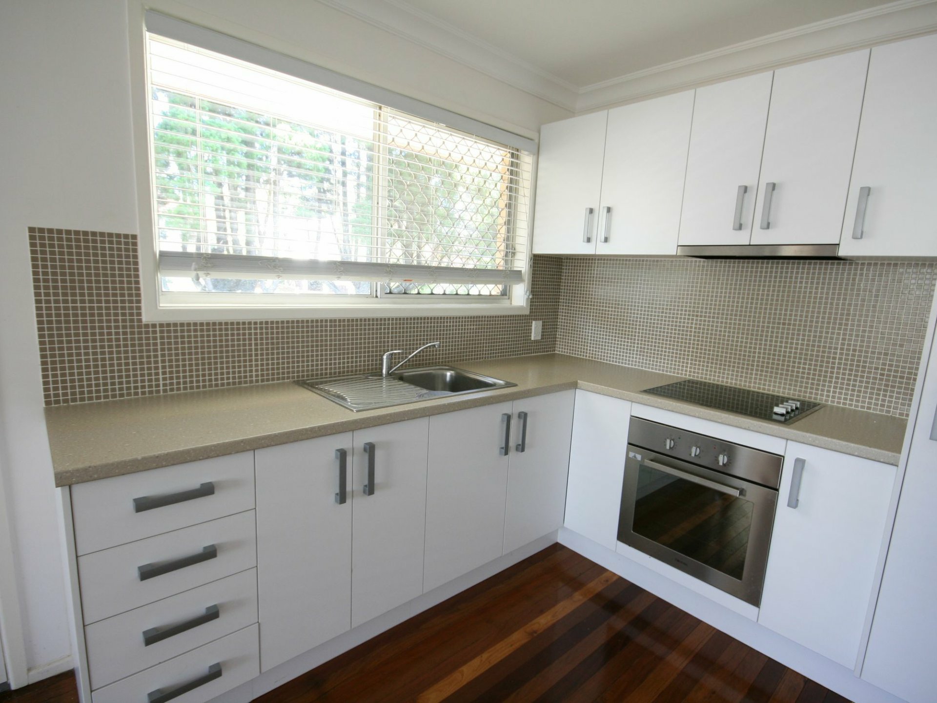 2/7 Woodville Place, ANNERLEY