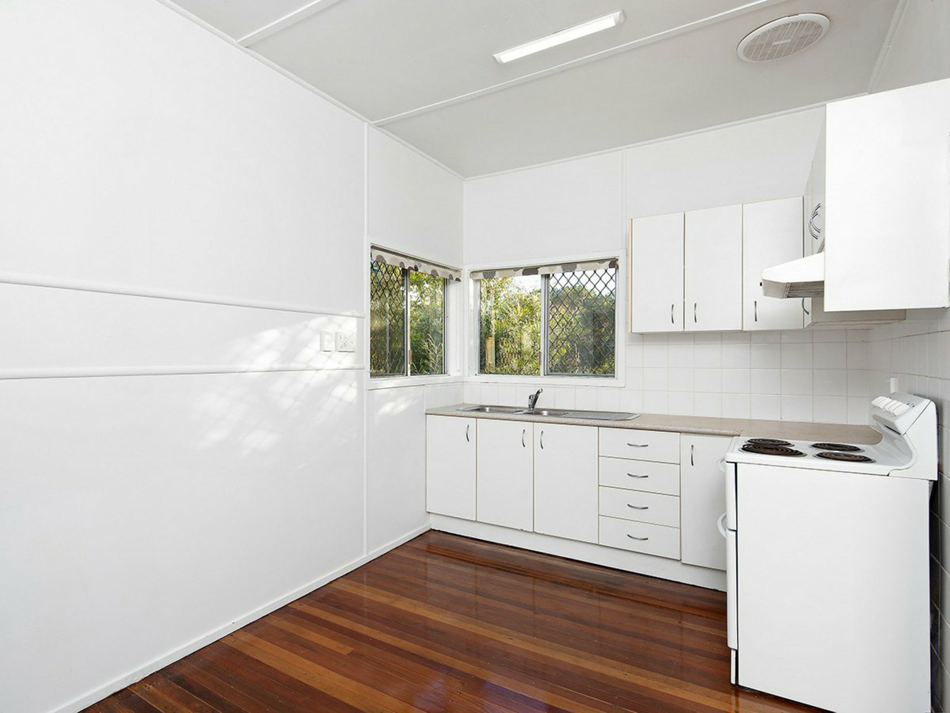 61 Winsome Road, SALISBURY