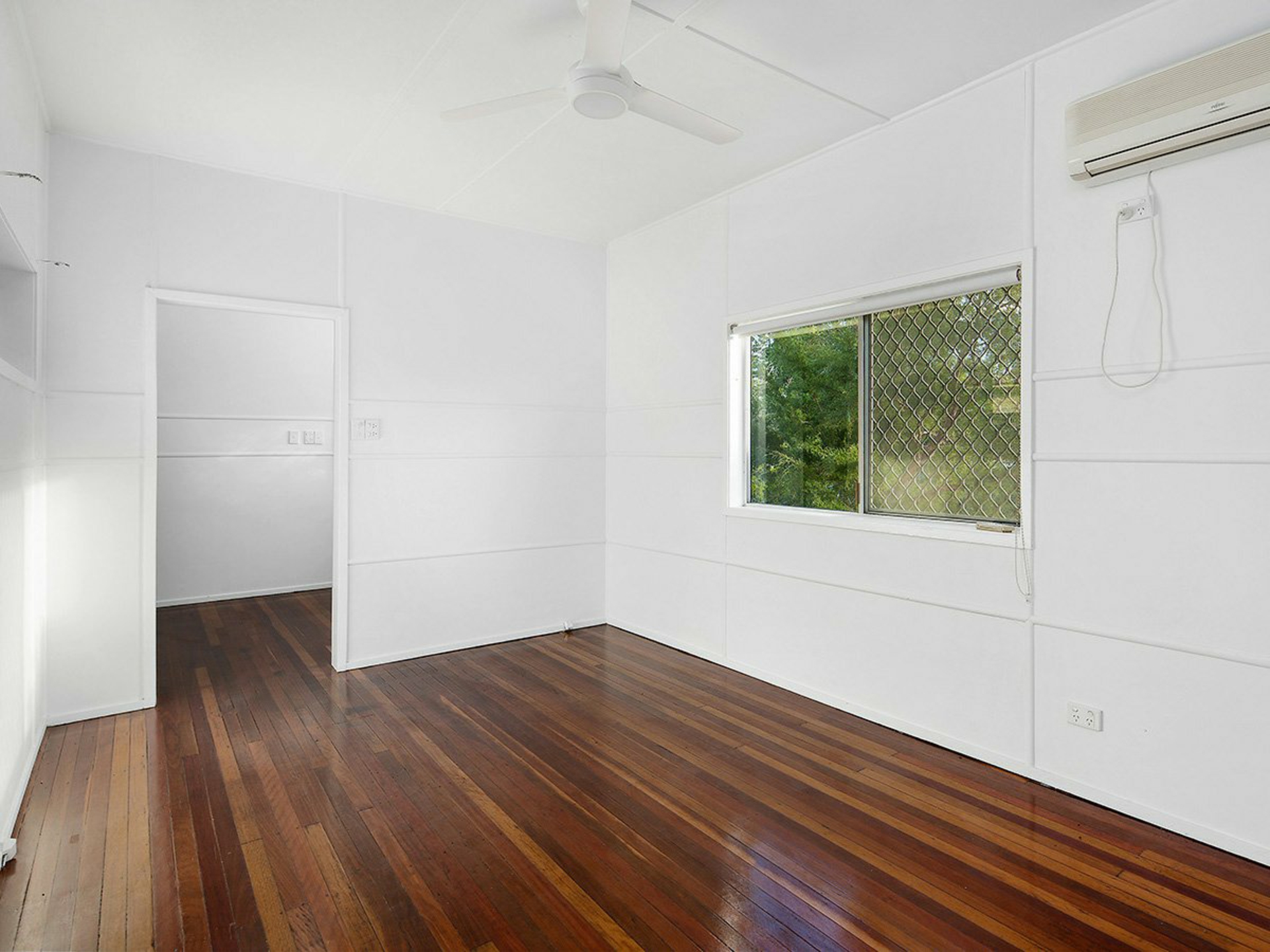 61 Winsome Road, SALISBURY