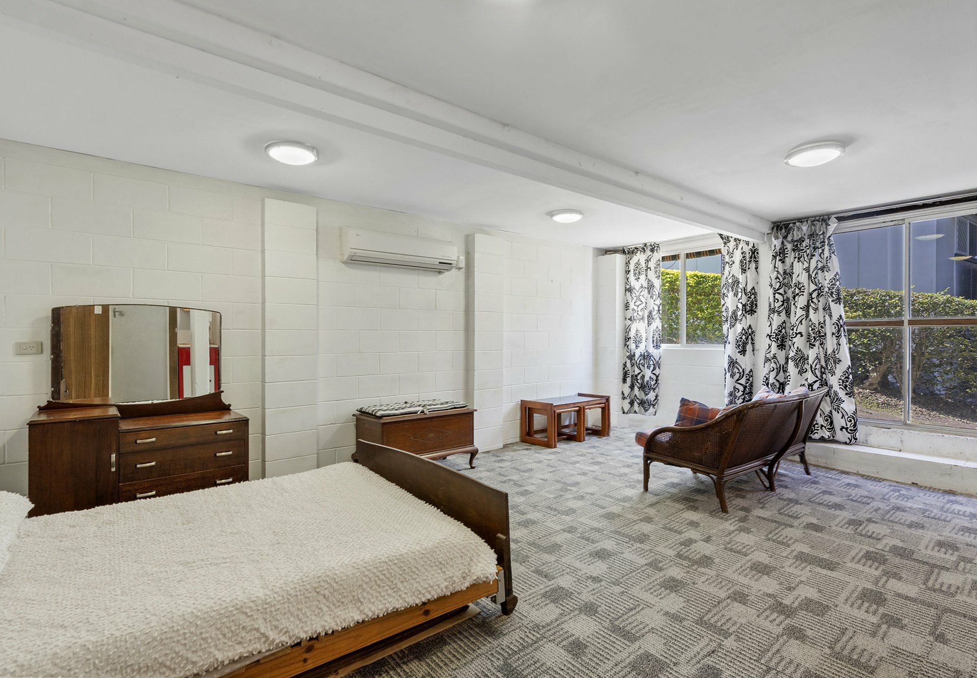 547 Cavendish Road, COORPAROO