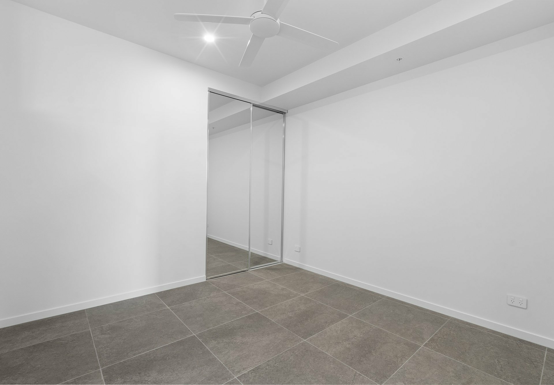 1204/11 Peter Doherty Street, DUTTON PARK